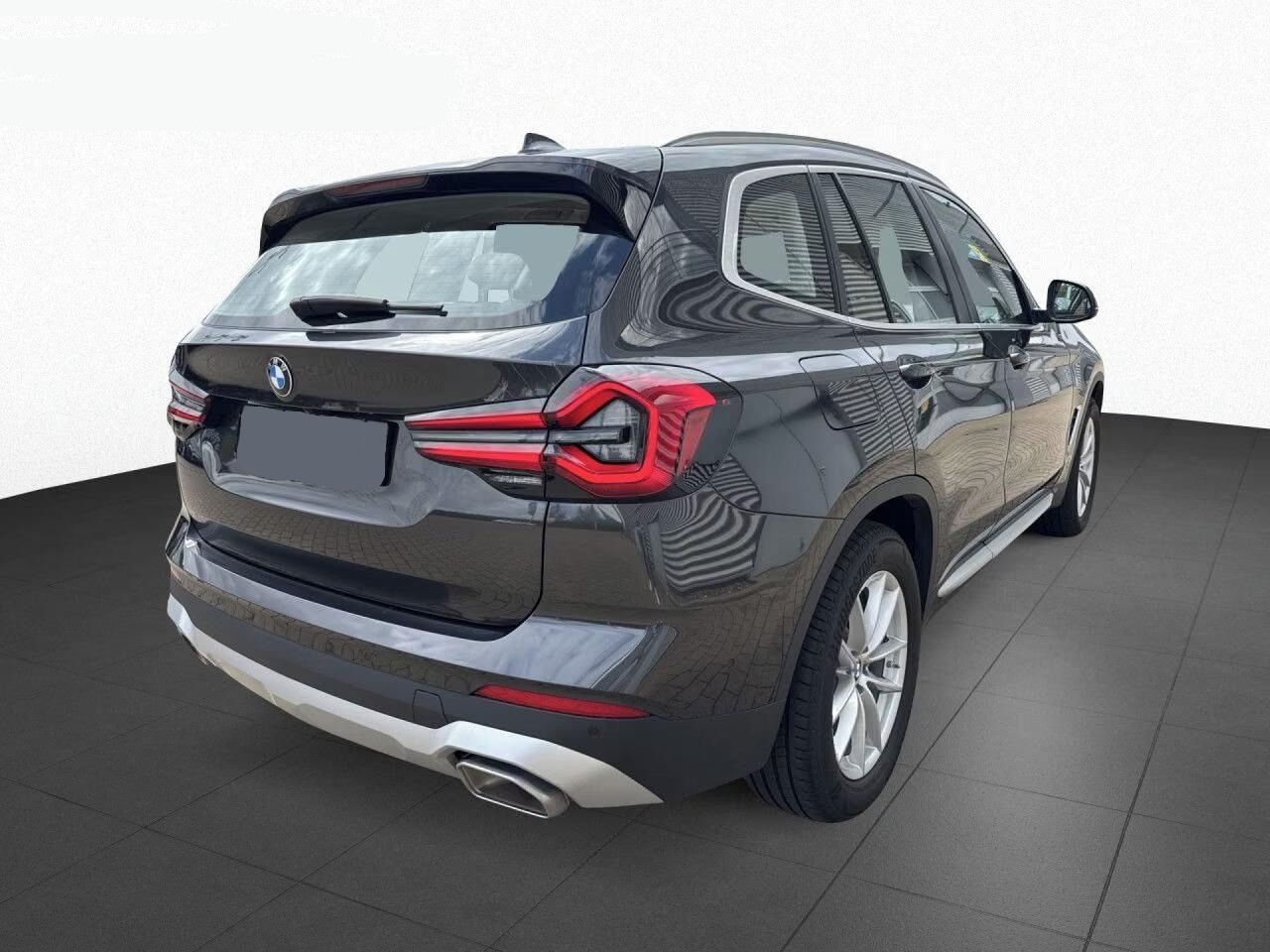 BMW X3, xDrive 20d *Kůže*Navi*Kamera* - fotka 4