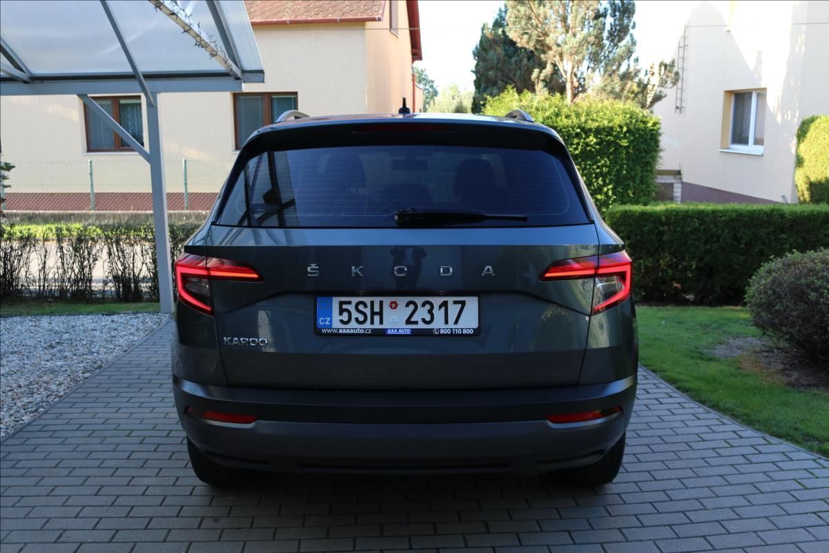 Škoda Karoq, 1,0 85kW, ČR, 45000 KM - fotka 5