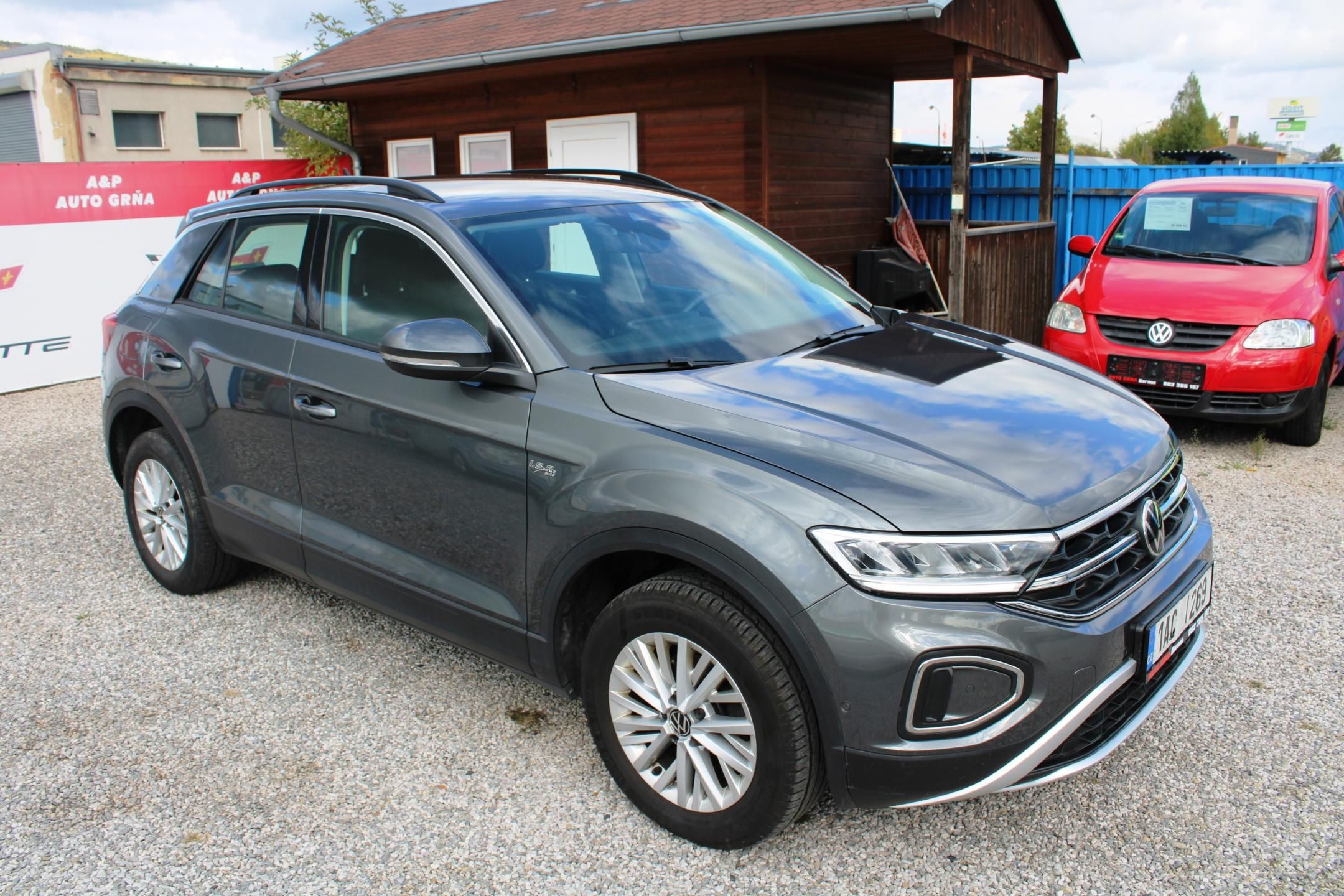 Volkswagen T-Roc, 1,5TSI DSG LED ADAPT.TEMPOMAT