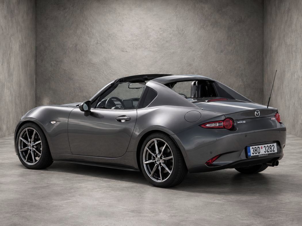 Mazda MX-5, 2.0 RF Bose TOP stav 12.000 km - fotka 5