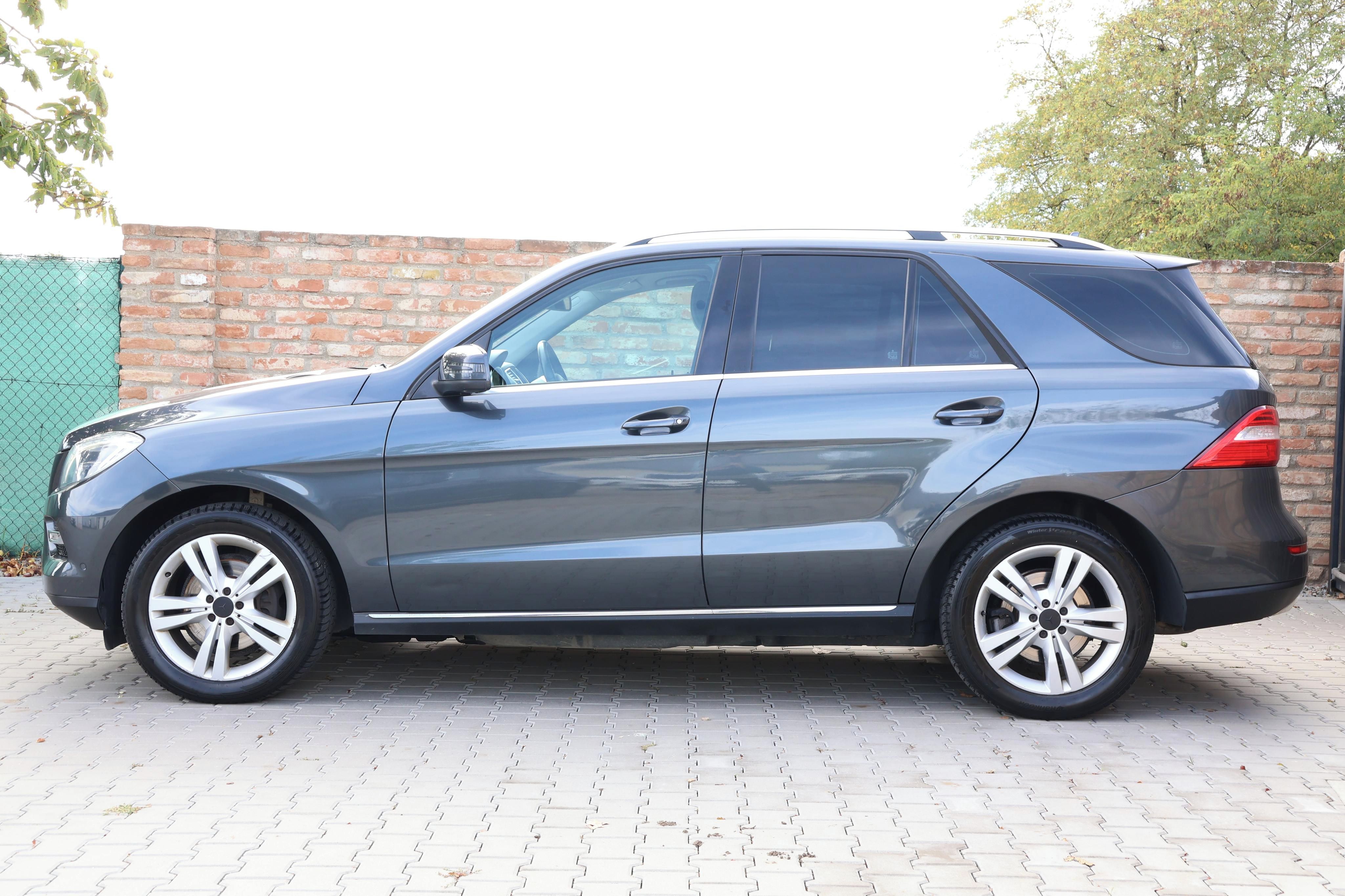 Mercedes-Benz Třídy M, 250CDI 150kW 4MATIC PĚKNÝ STAV - fotka 2
