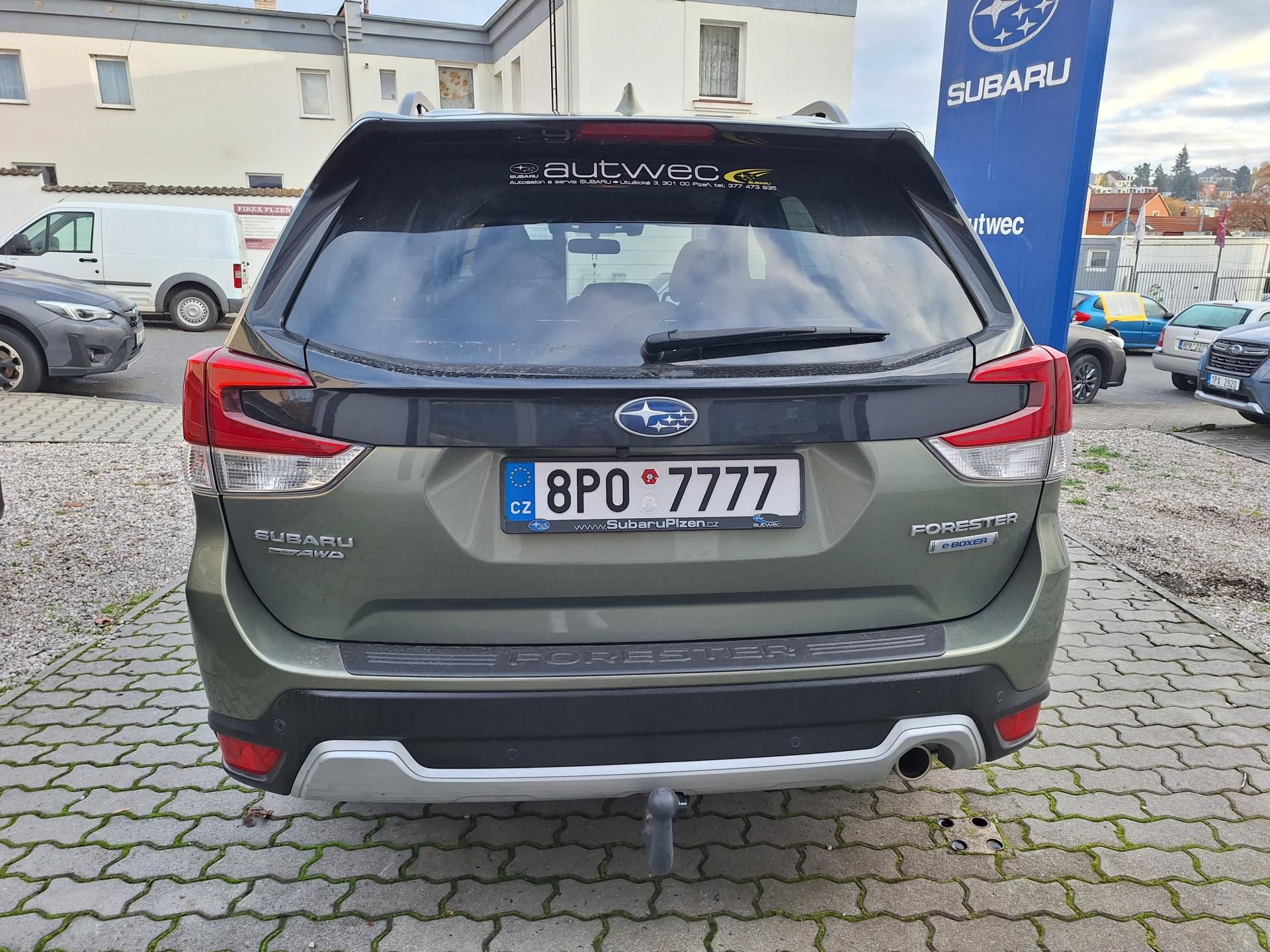 Subaru Forester, Executive, kůže, NAVI,TOP stav - fotka 4