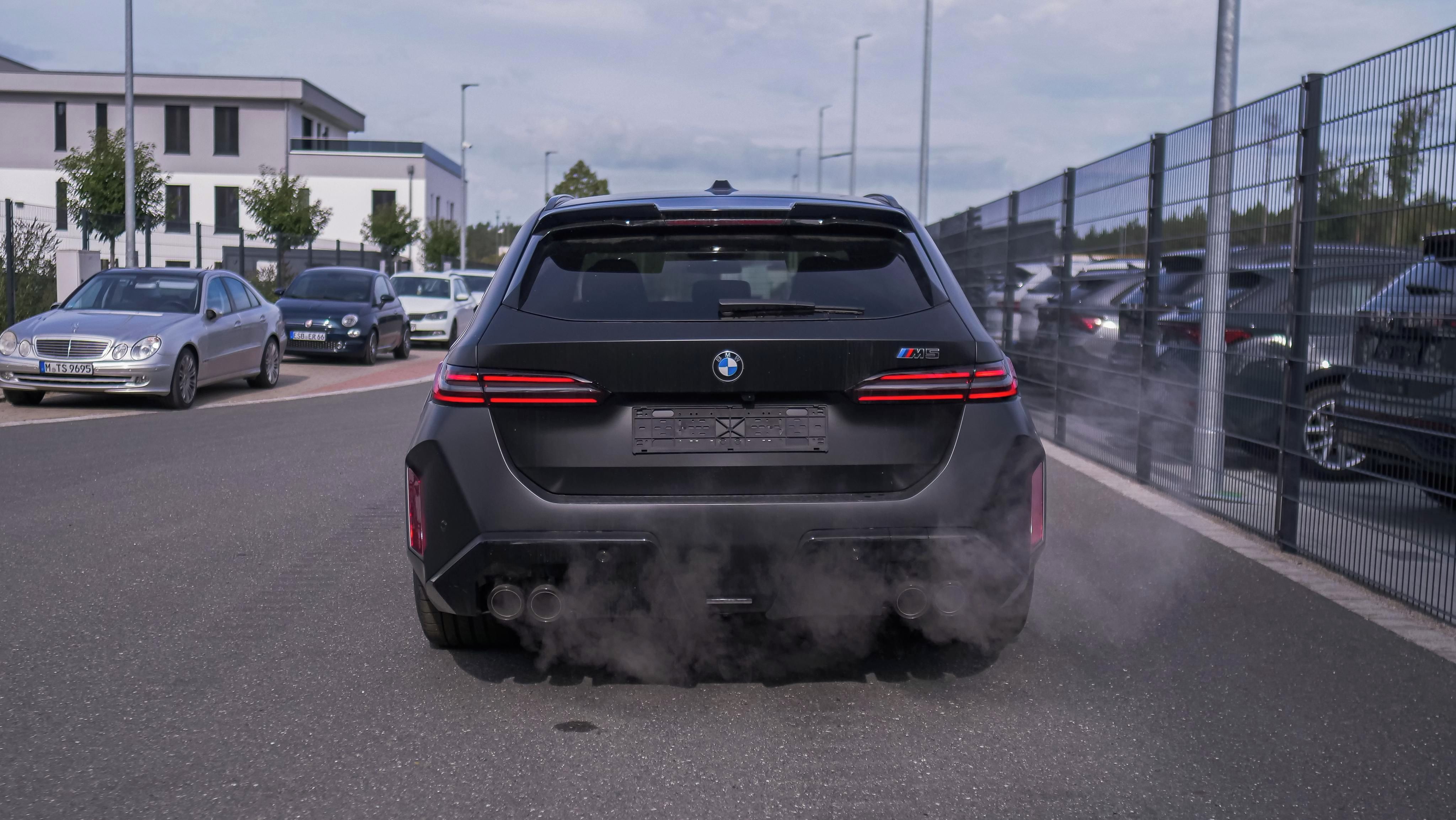BMW M5, Touring Steptronic xDrive - fotka 6