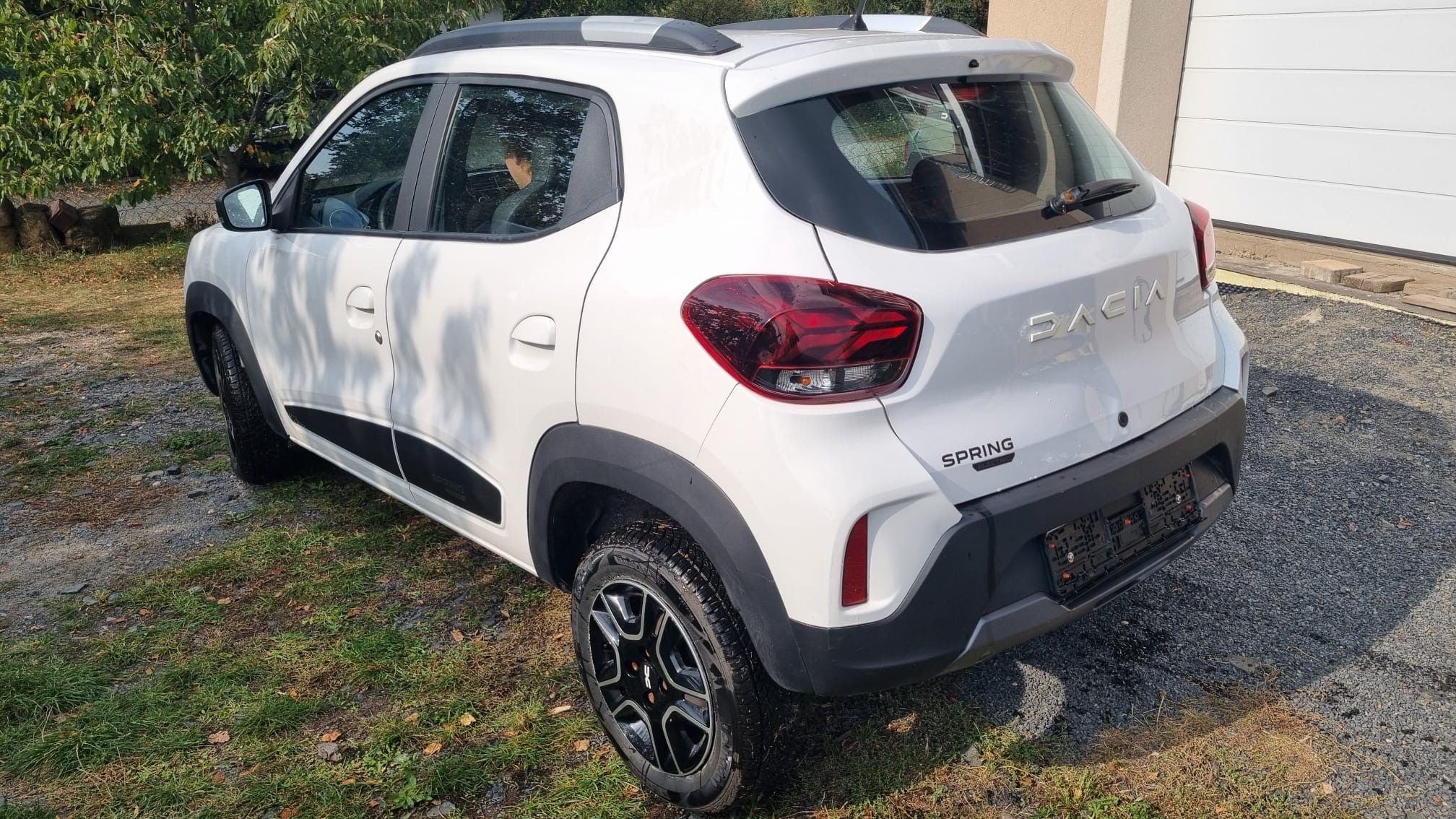Dacia Spring - fotka 4