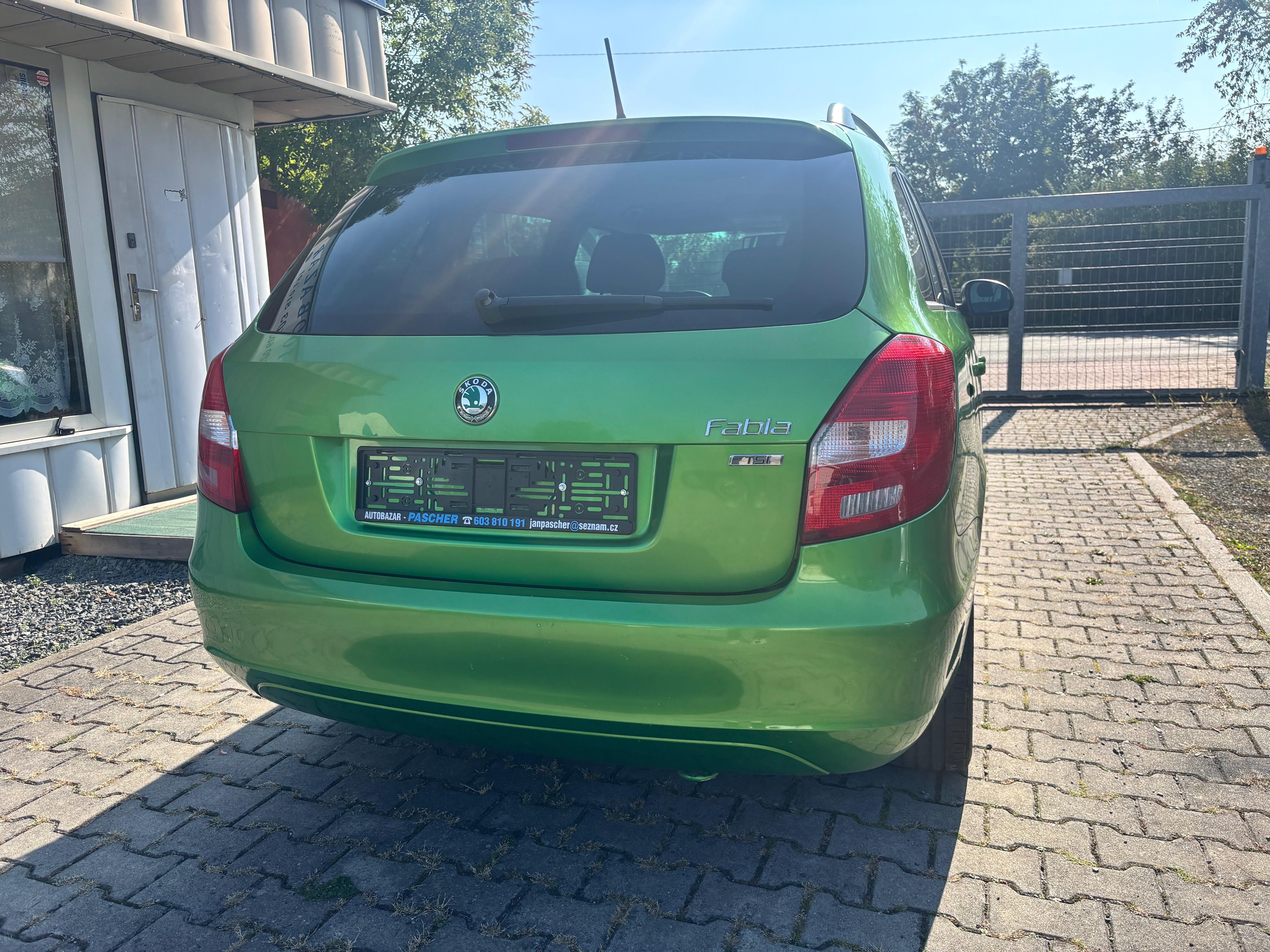 Škoda Fabia, Kombi 1,2TSI KLIMA - fotka 6