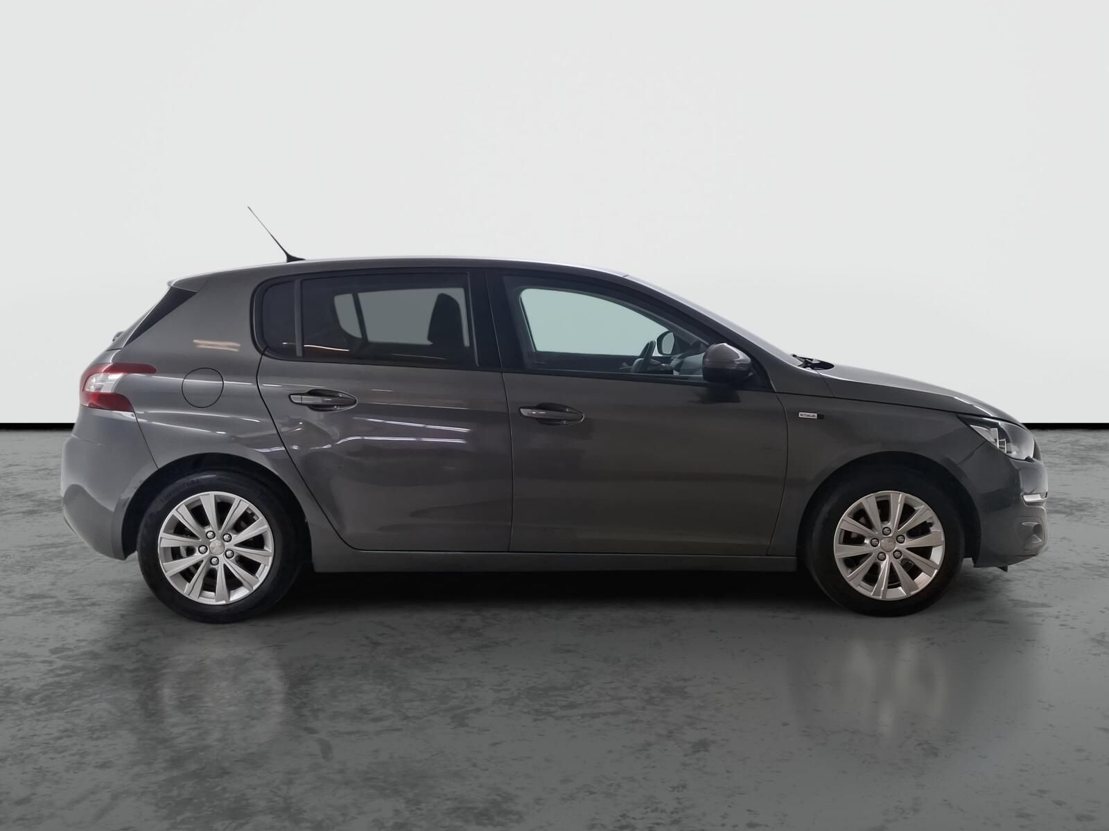 Peugeot 308, 1.2 e-THP, Navi - fotka 6