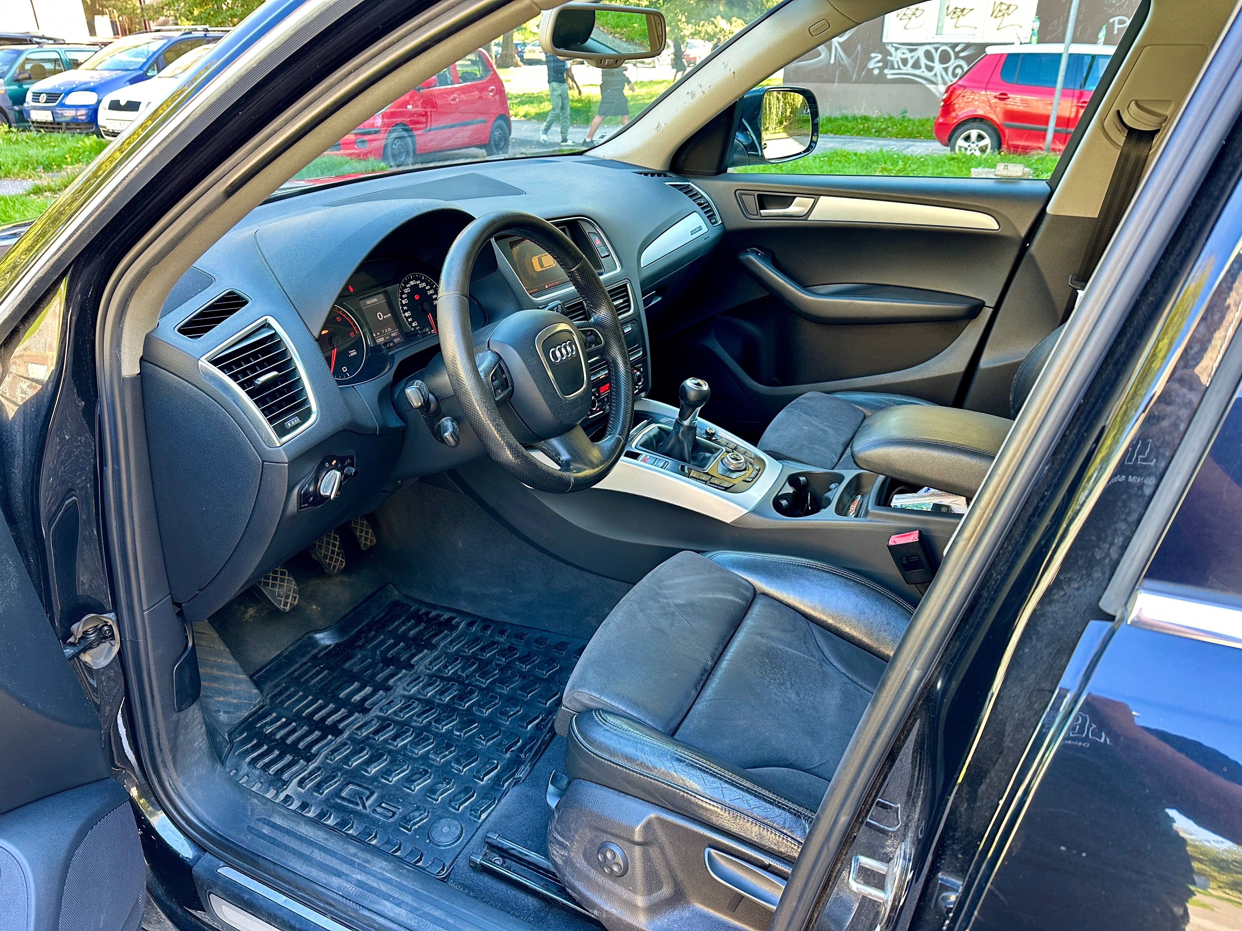 Audi Q5, Quattro 2.0 TDi - fotka 4