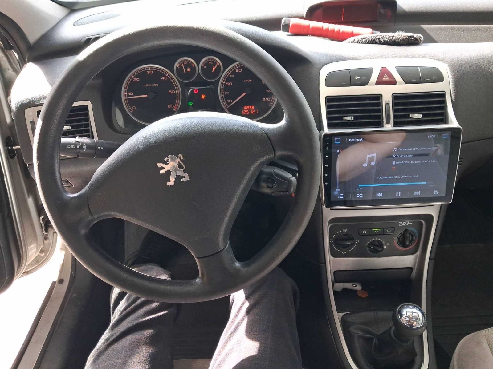 Peugeot 307, 1.6 HDi, po STK, Tažné, Klima - fotka 3