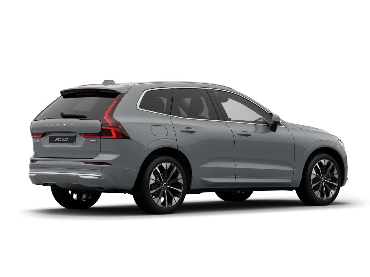 Volvo XC60, 2.0B5 184kW 4x4  Ultra Bright - fotka 2