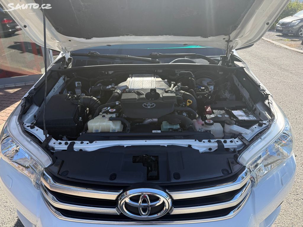 Toyota Hilux, fotka 24
