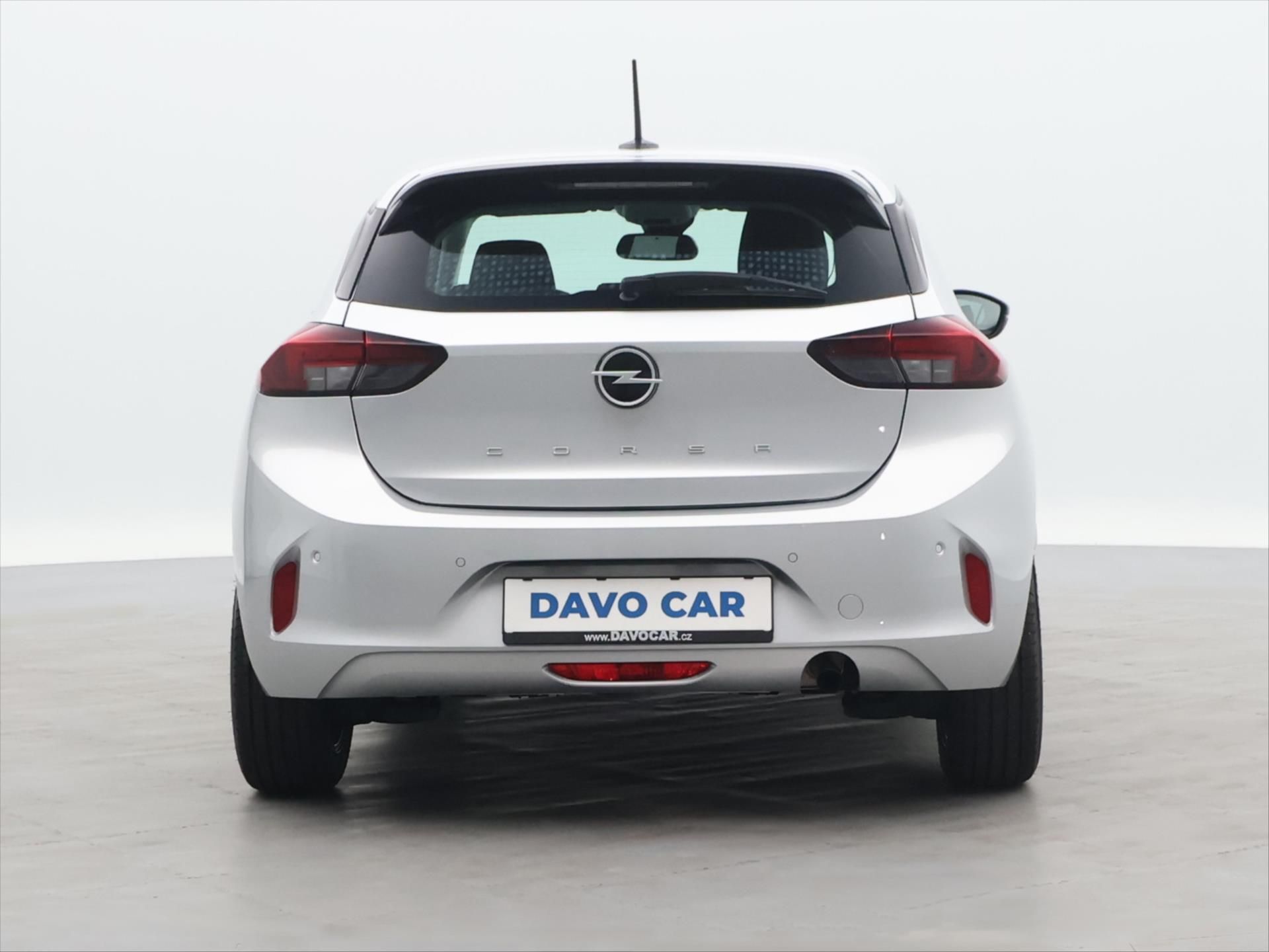 Opel Corsa, 1,2 i 55kW Edition CZ 1.Maj. - fotka 6