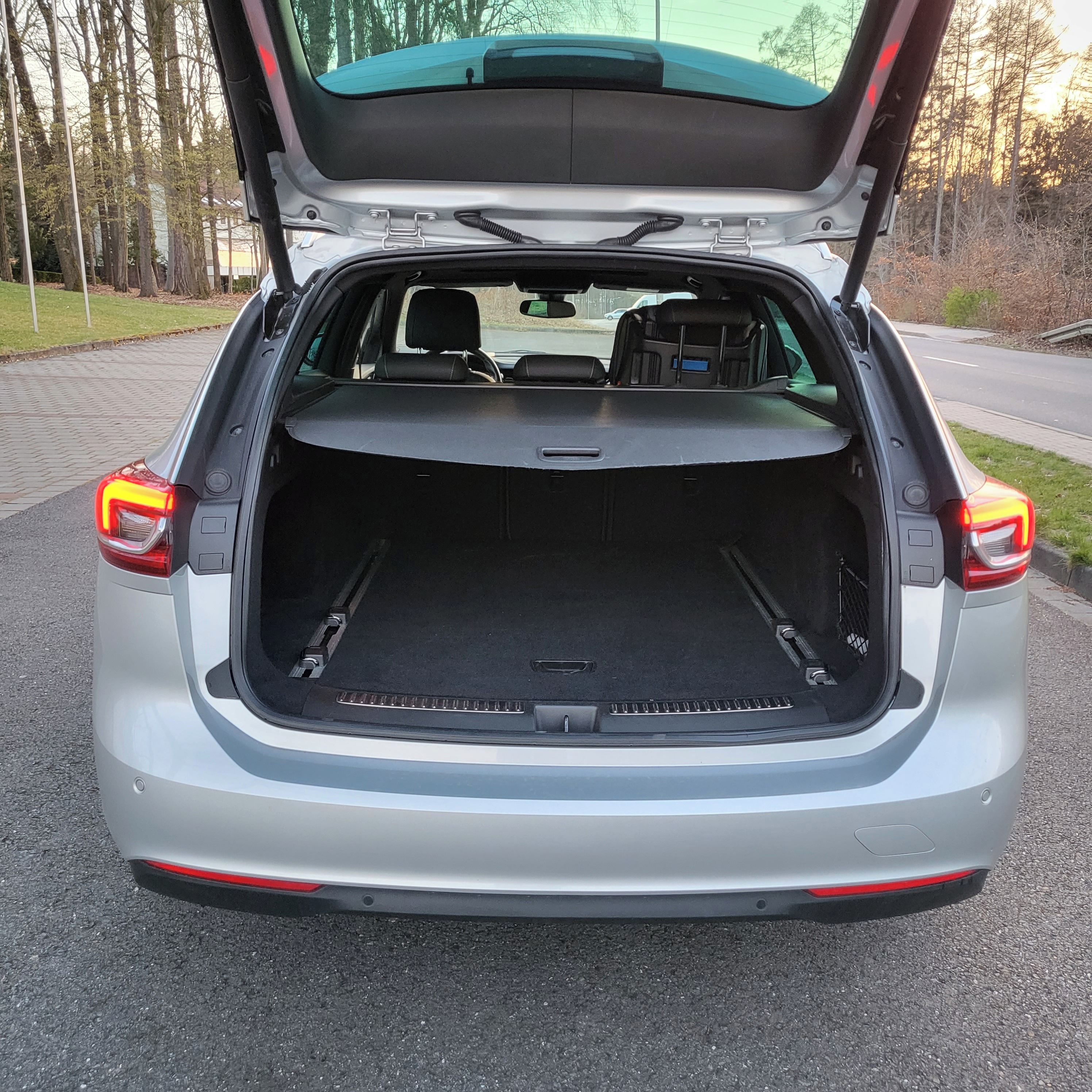 Opel Insignia, AT, 125 kW - fotka 4