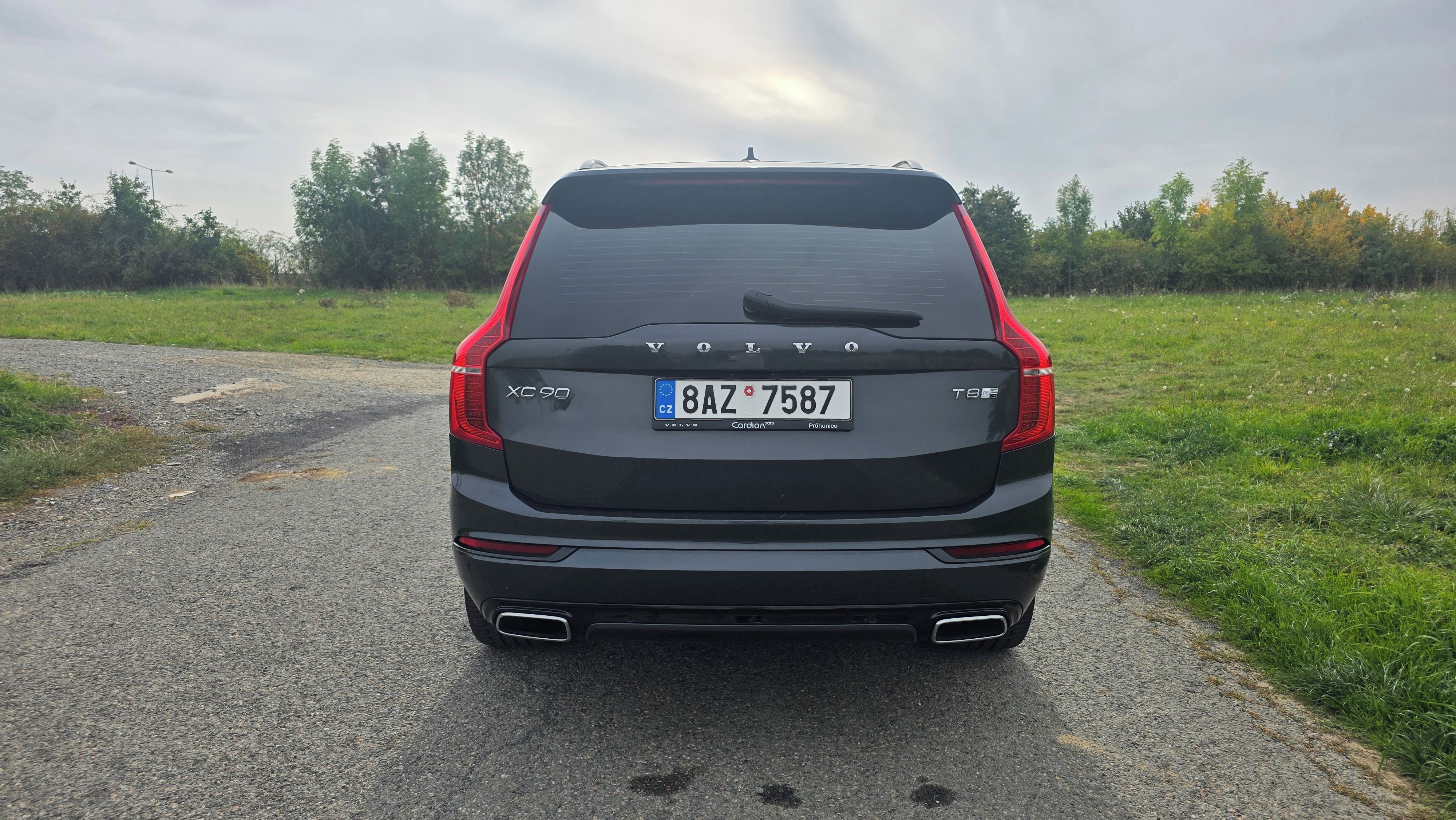 Volvo XC90, T8 AWD Rdesign 390k B&W Vzduch - fotka 4