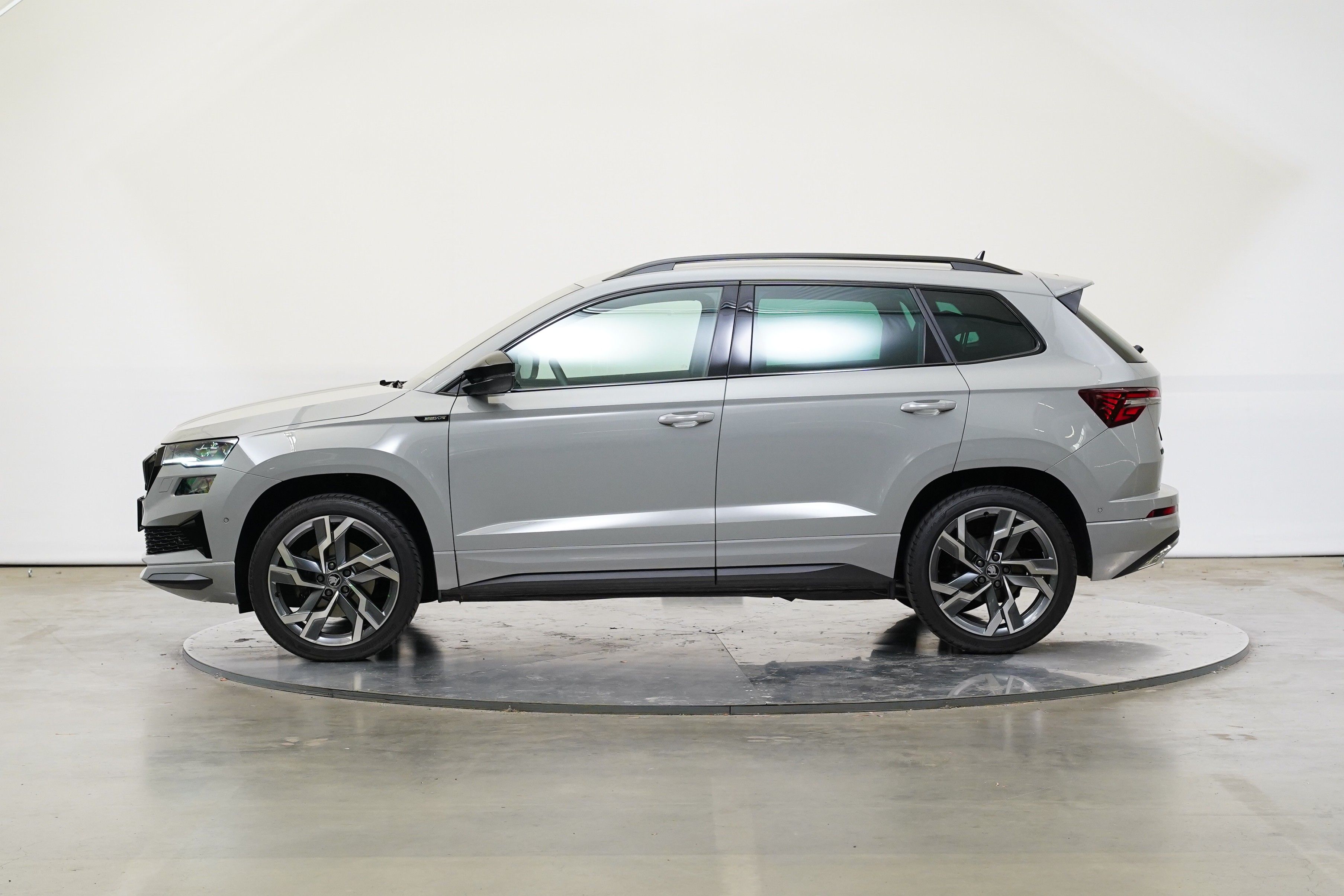 Škoda Karoq, 2.0 TDI 110 kW 4x4 Sportline - fotka 3