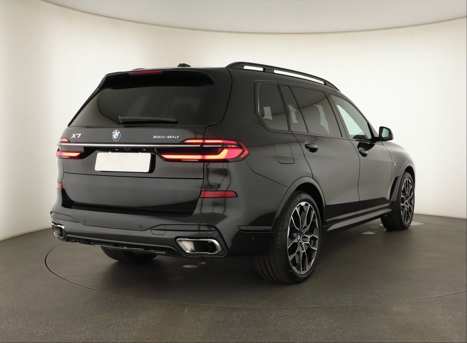 BMW X7, xDrive40d, M SPORT, KEYLESS - fotka 5