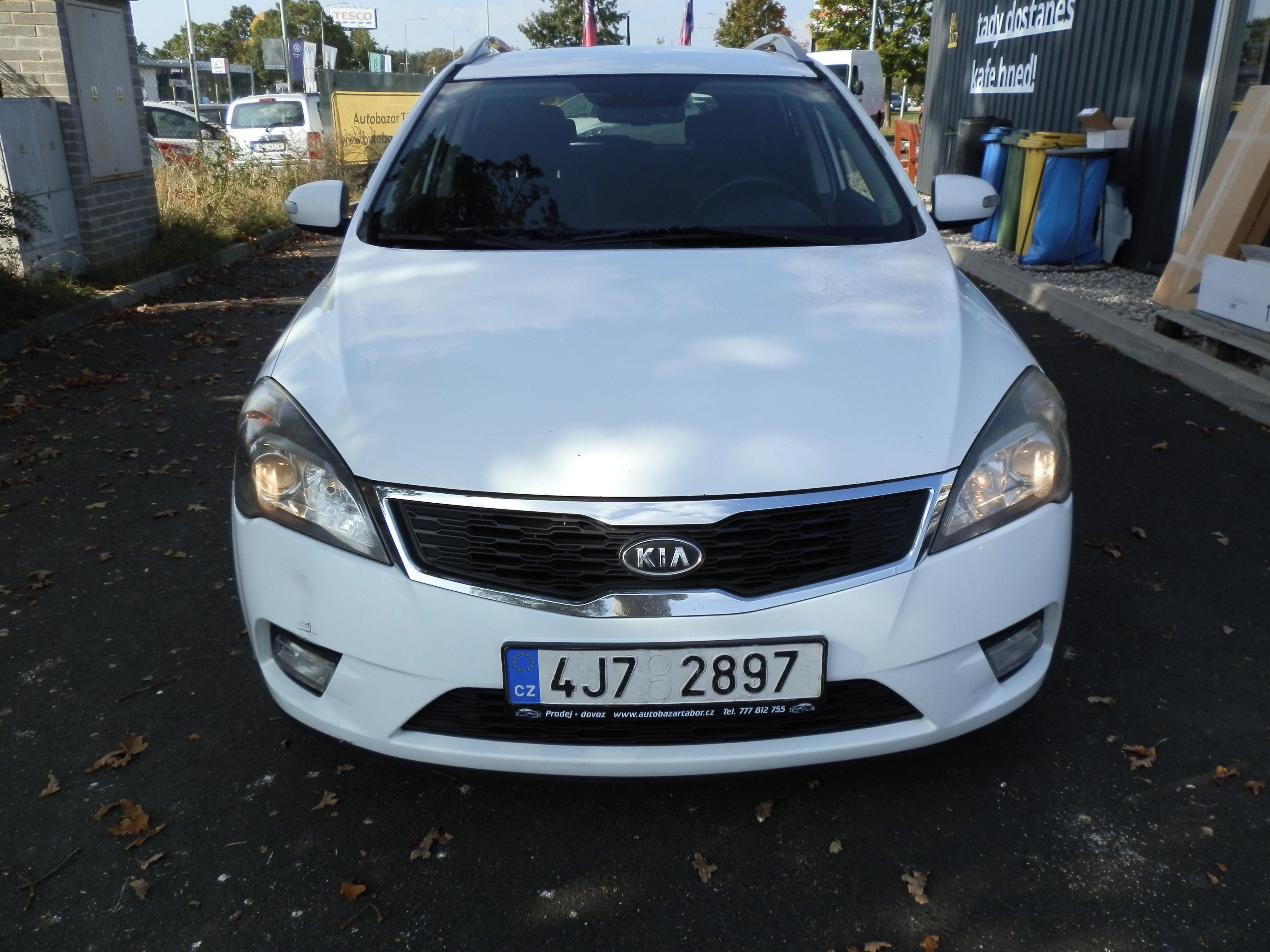 Kia Cee´d, 1,6 LPG - nová STK - fotka 2