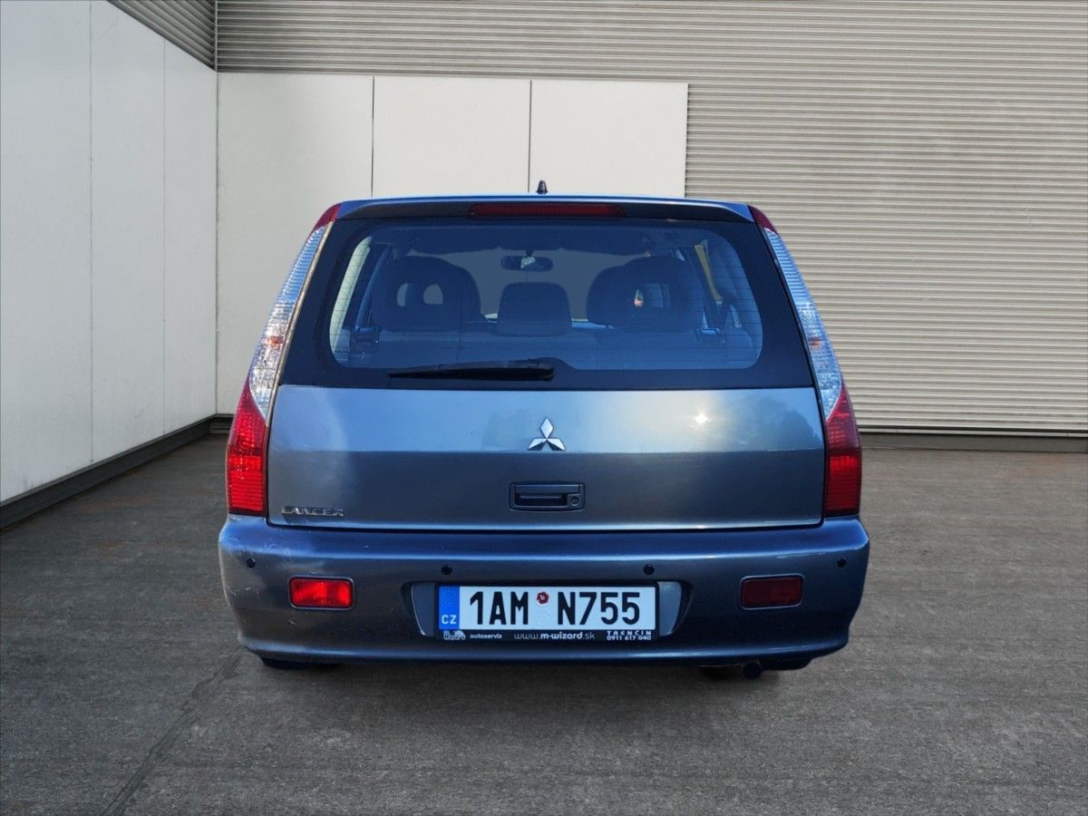 Mitsubishi Lancer, 1,6 i - fotka 4