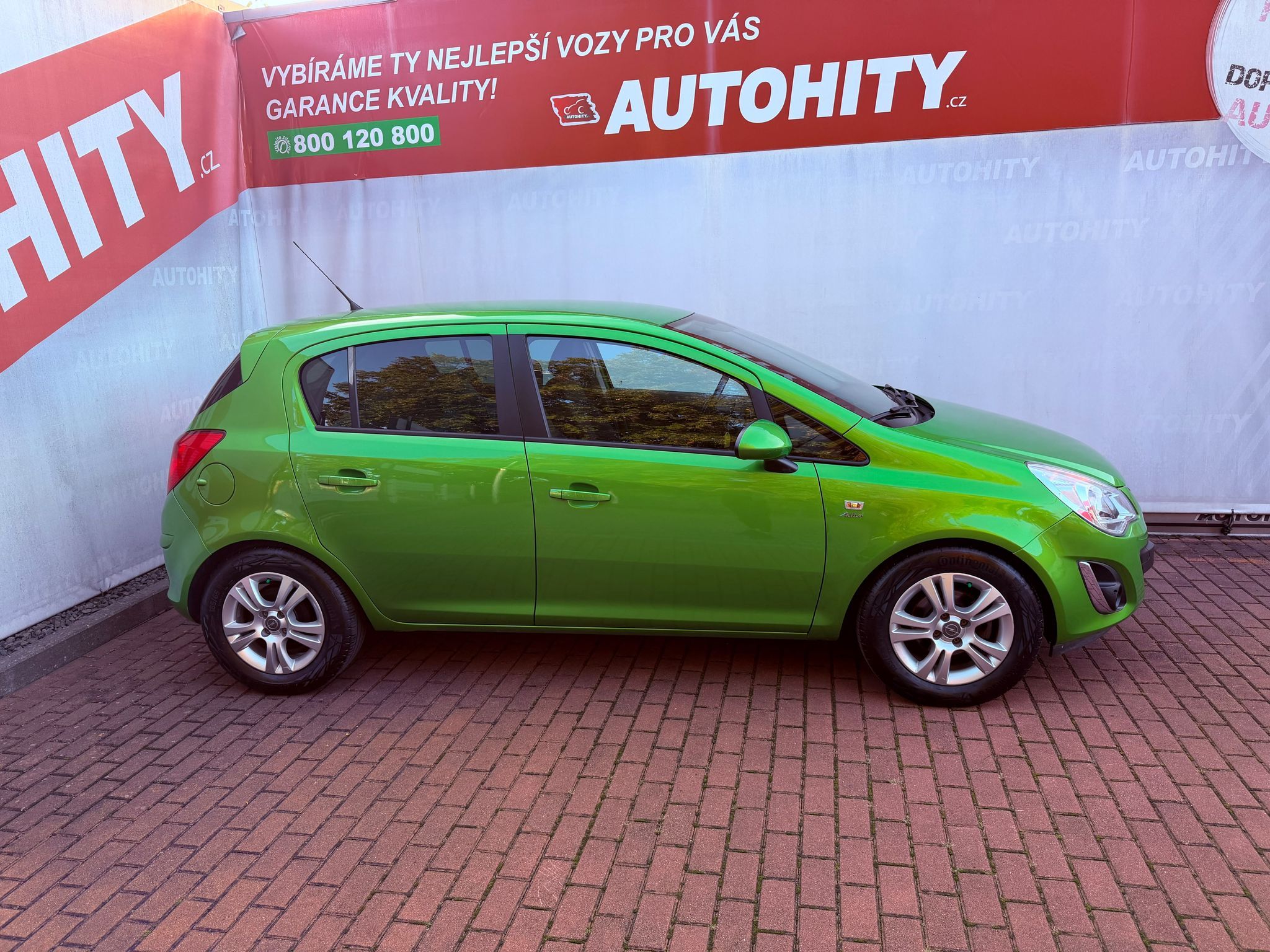 Opel Corsa, 1.4 Active, Serviska - fotka 5