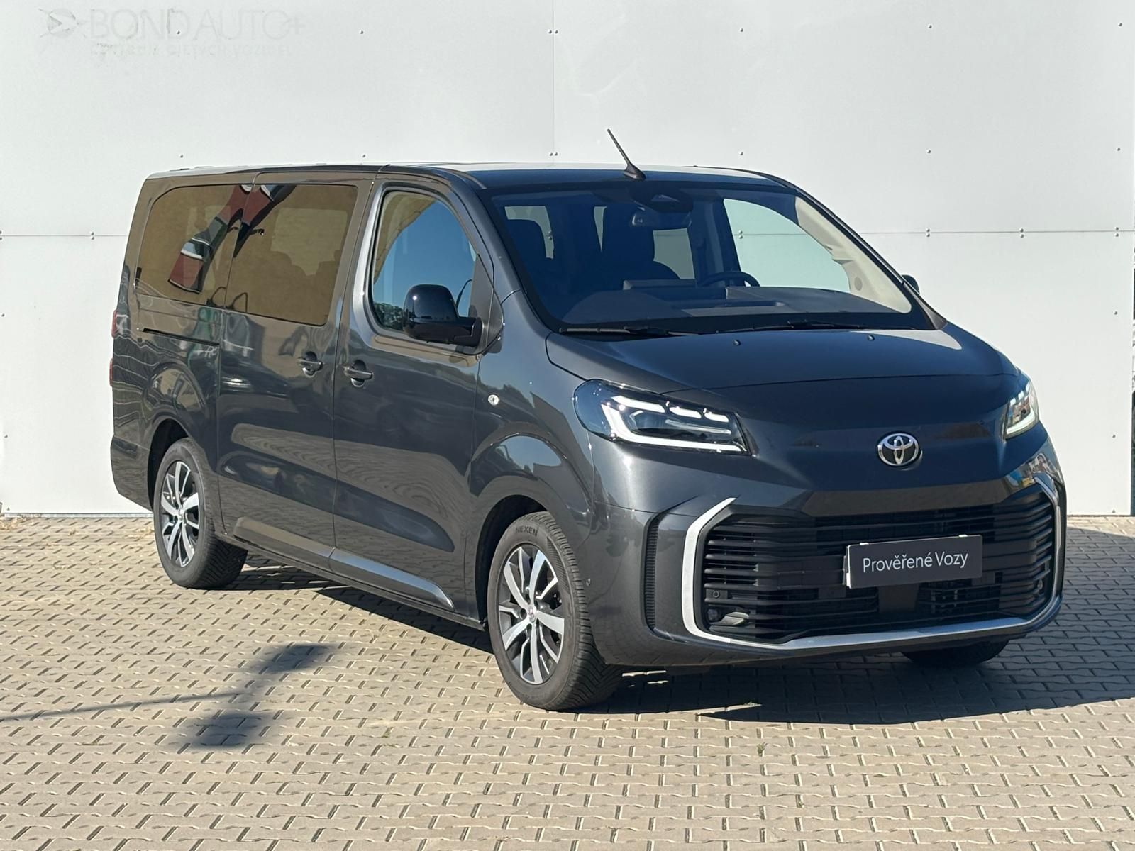 Toyota Proace Verso, 2,2 D Business Comfort 9S - fotka 6
