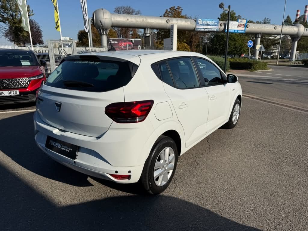 Dacia Sandero, 1,0 TCe 67kW Comfort - fotka 4