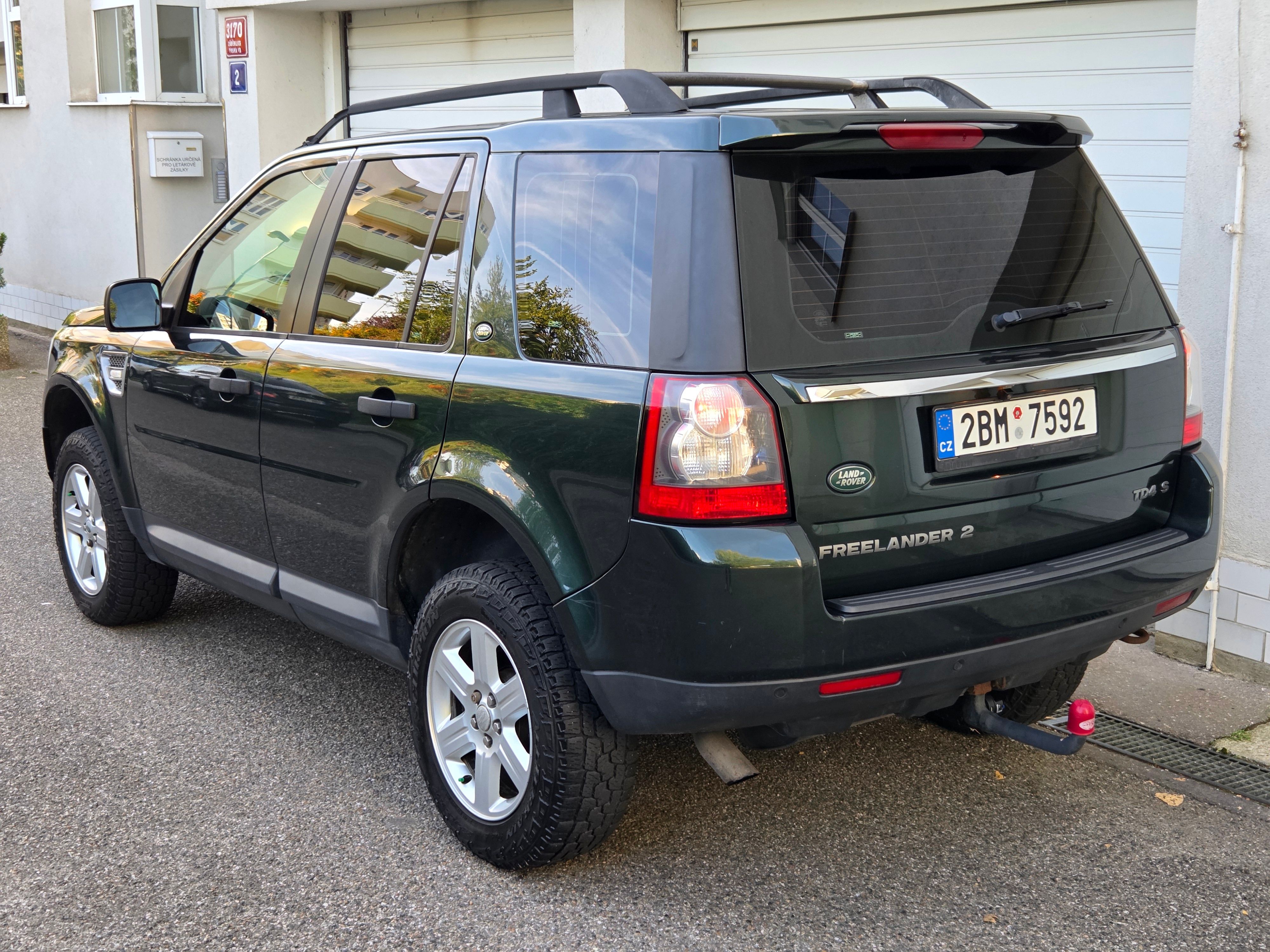Land Rover Freelander, 2.2 TD4 4x4 Manuál Tažné 2t. - fotka 5