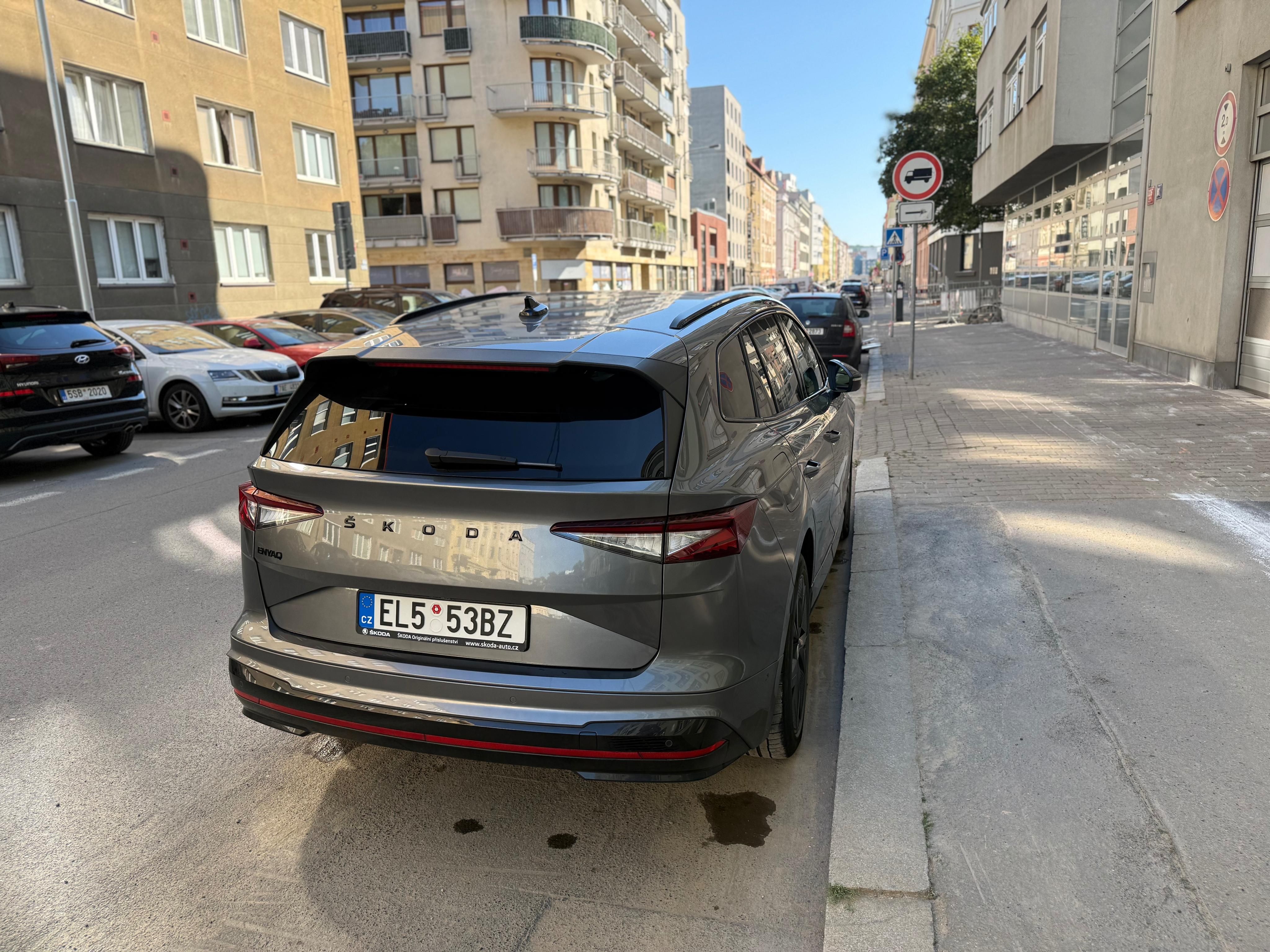 Škoda Enyaq, RSiv 250kw plná výbava - fotka 3