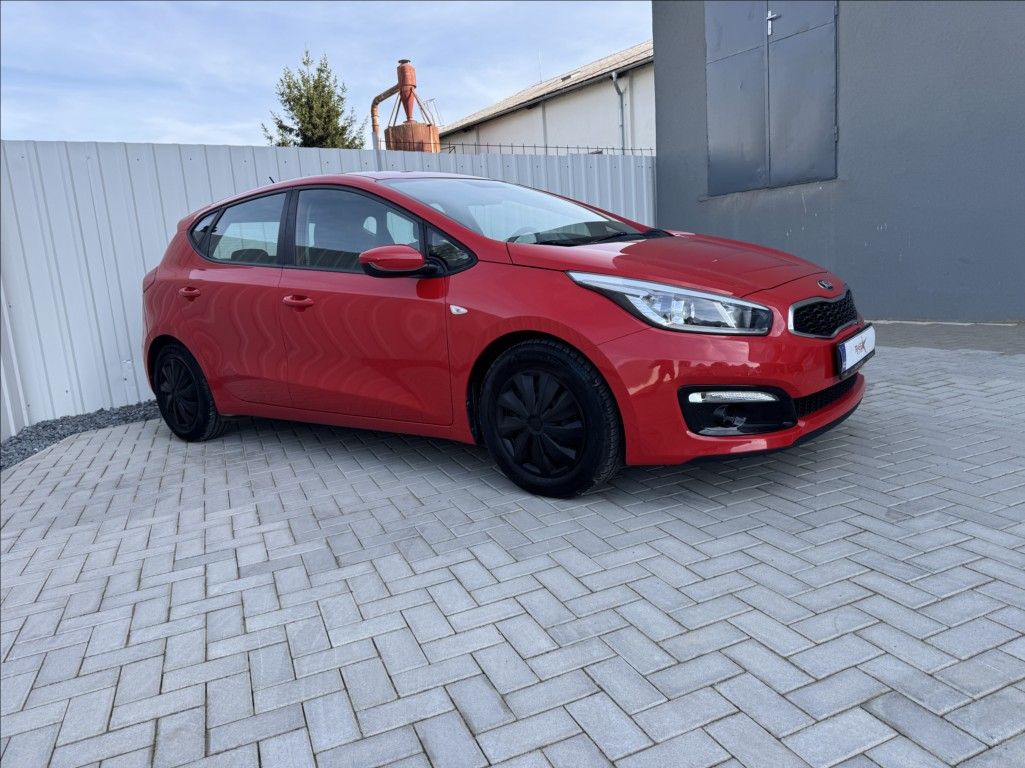 Kia Cee´d, 1,4 i 73kW 2.maj. původ ČR