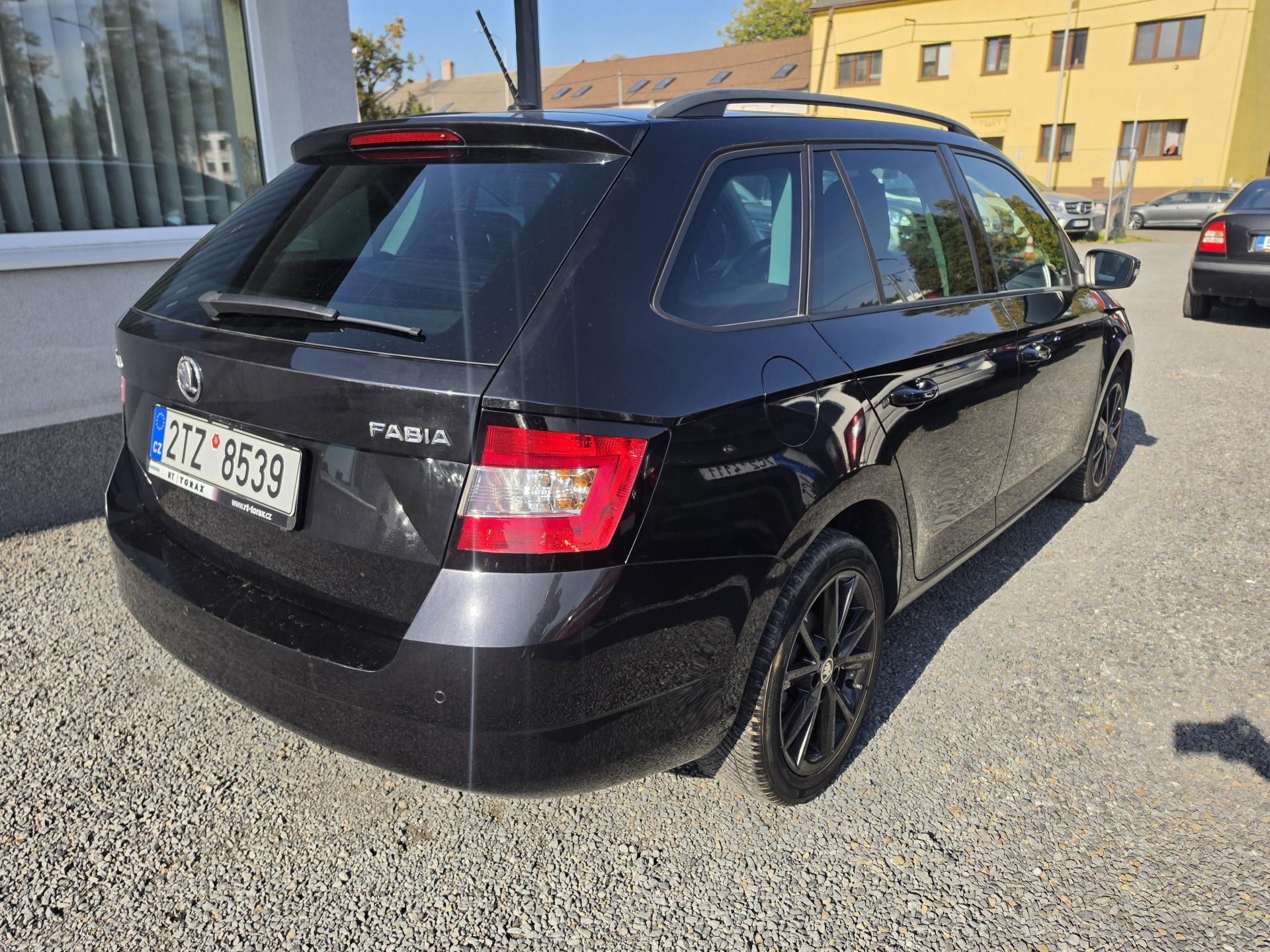 Škoda Fabia, 1.2 TSI Vyhřev sedadel Led - fotka 4