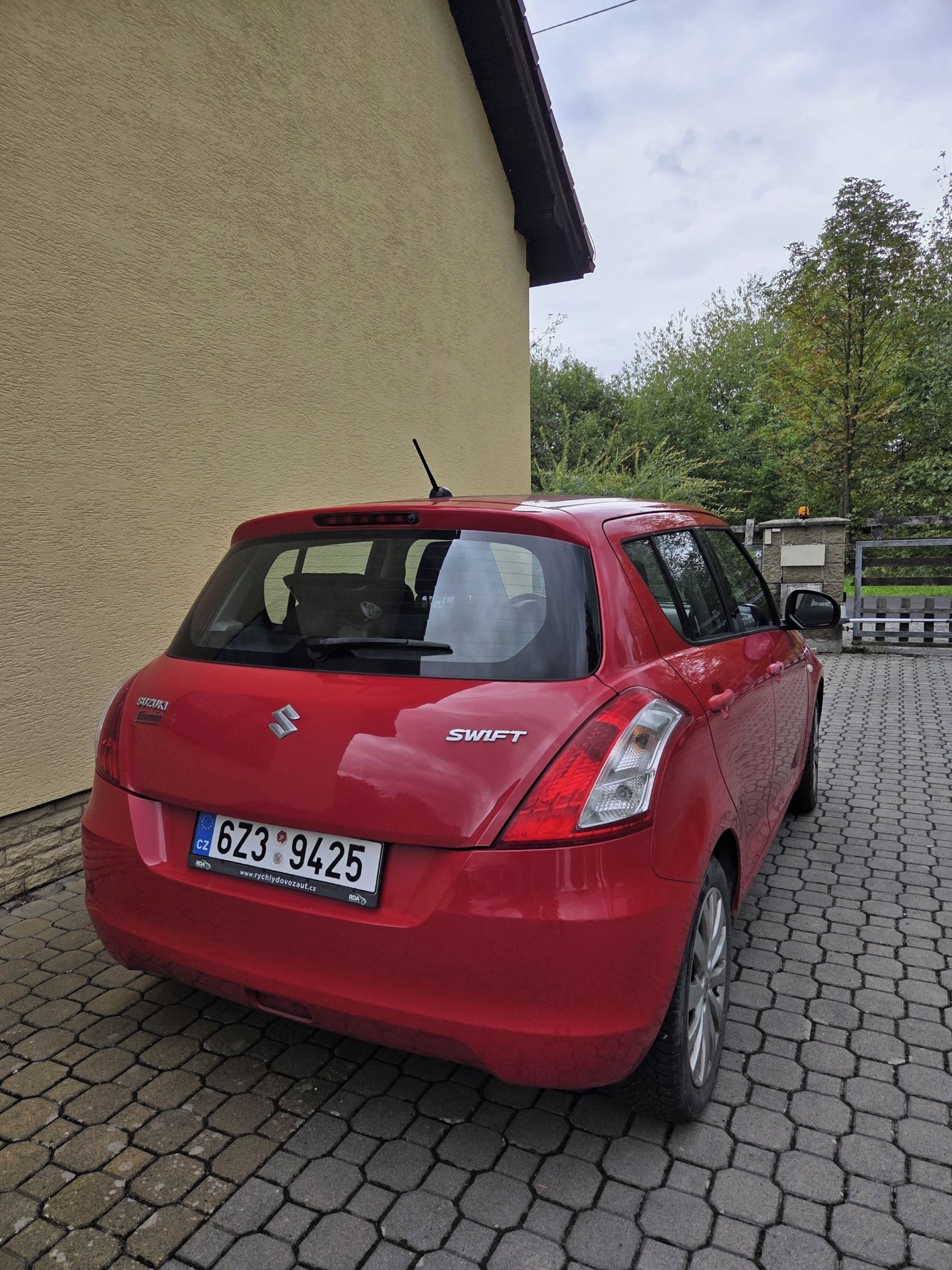 Suzuki Swift, Suzuki Swift 1.2 69kW, 2012 - fotka 6