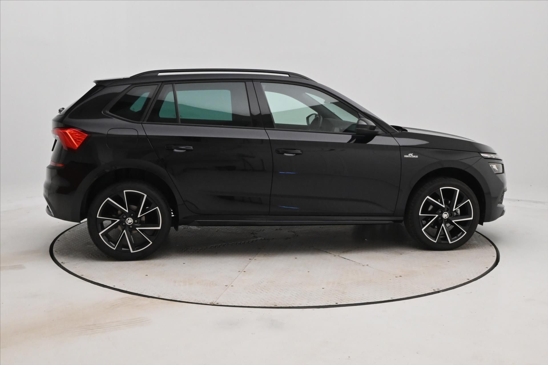 Škoda Kamiq, 1,0 TSI 81kW MONTE CARLO Záruk - fotka 4