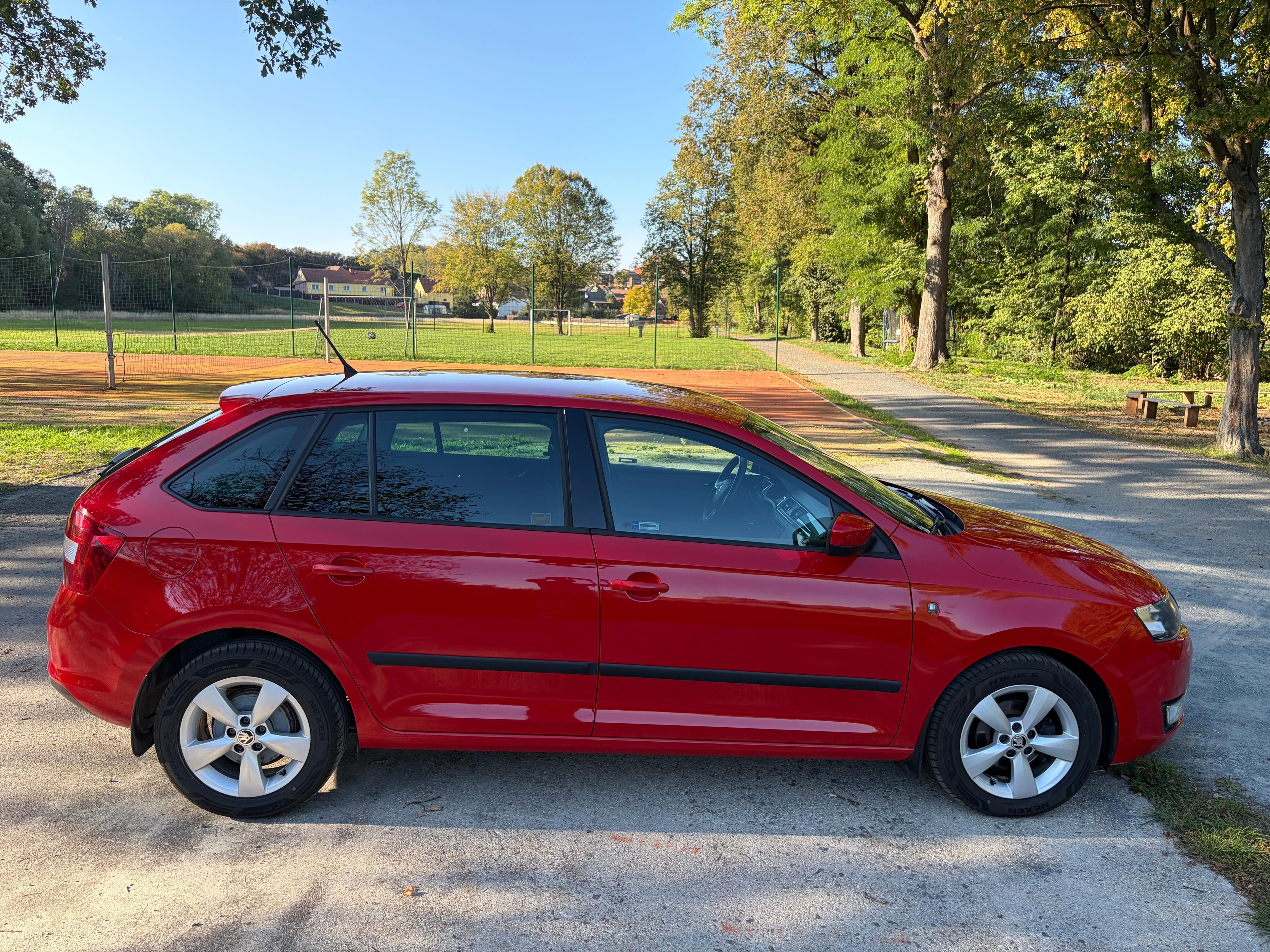 Škoda Rapid - fotka 3