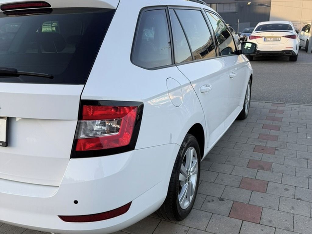 Škoda Fabia, Combi 1.0 TSI 70 kW Ambition - fotka 5
