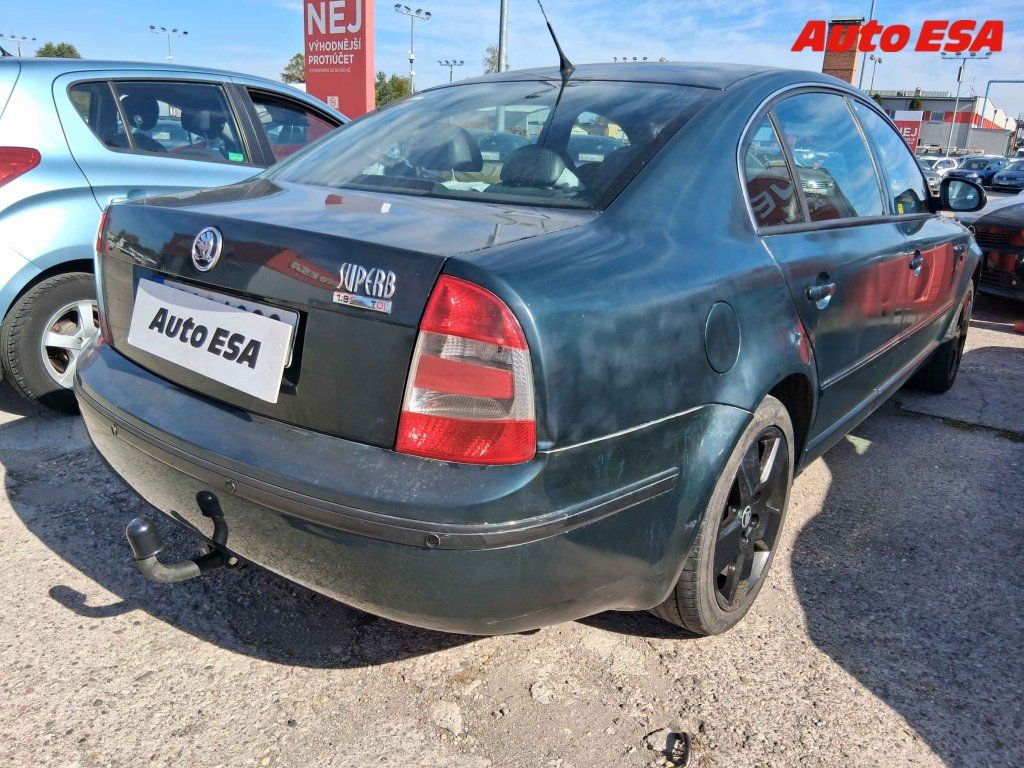 Škoda Superb, 1.9 TDi,ČR - fotka 2
