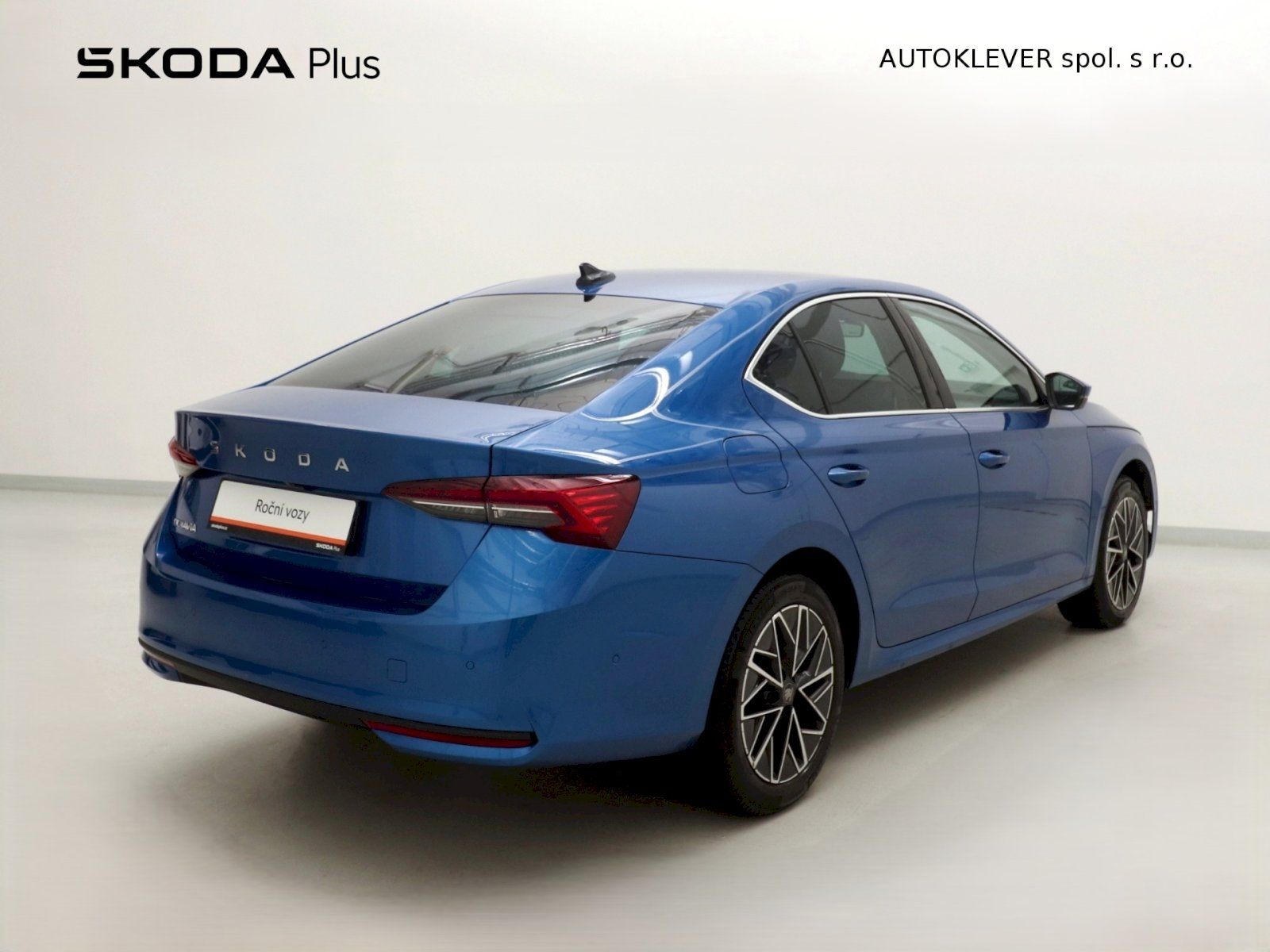 Škoda Octavia, Top Selection DSG 2.0 TDI 110k - fotka 2