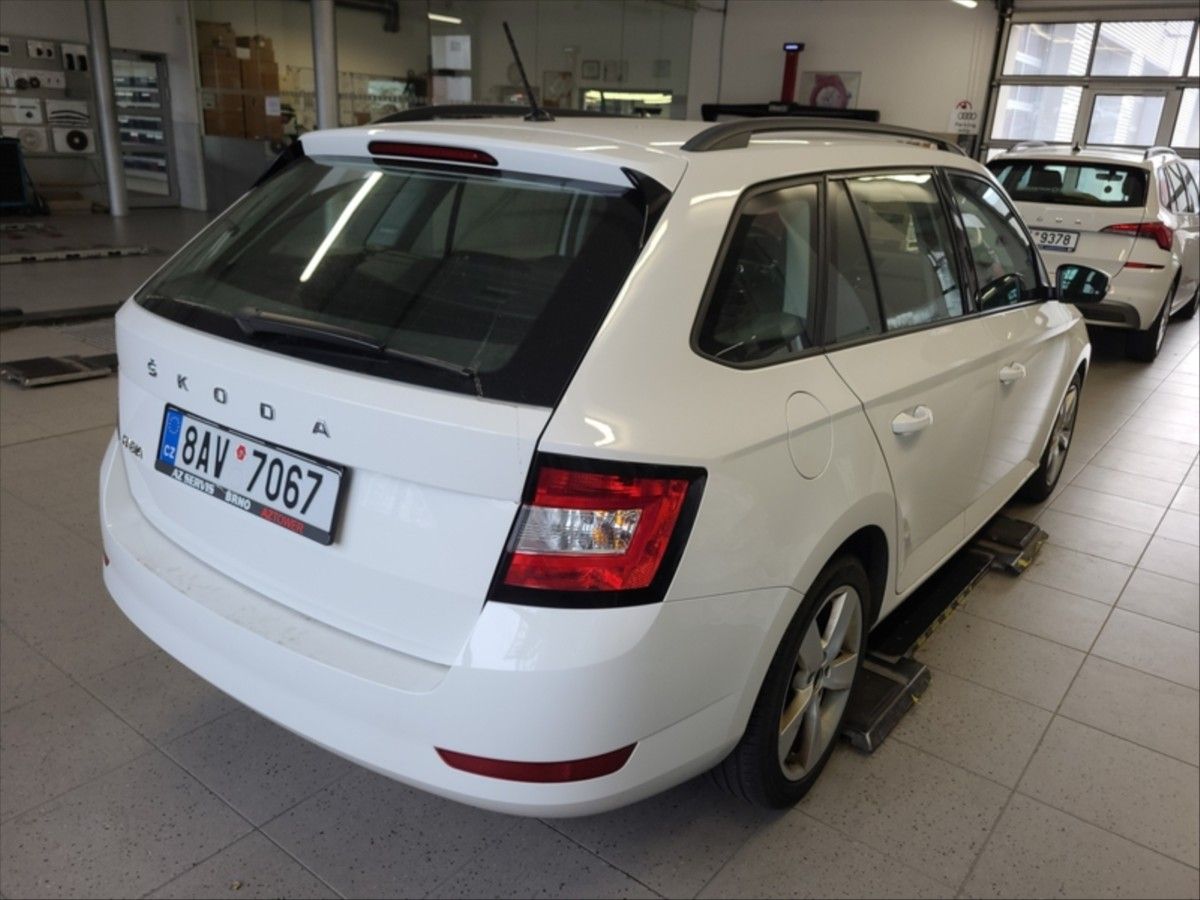 Škoda Fabia, 1,0 TSi 70kW Combi - fotka 6