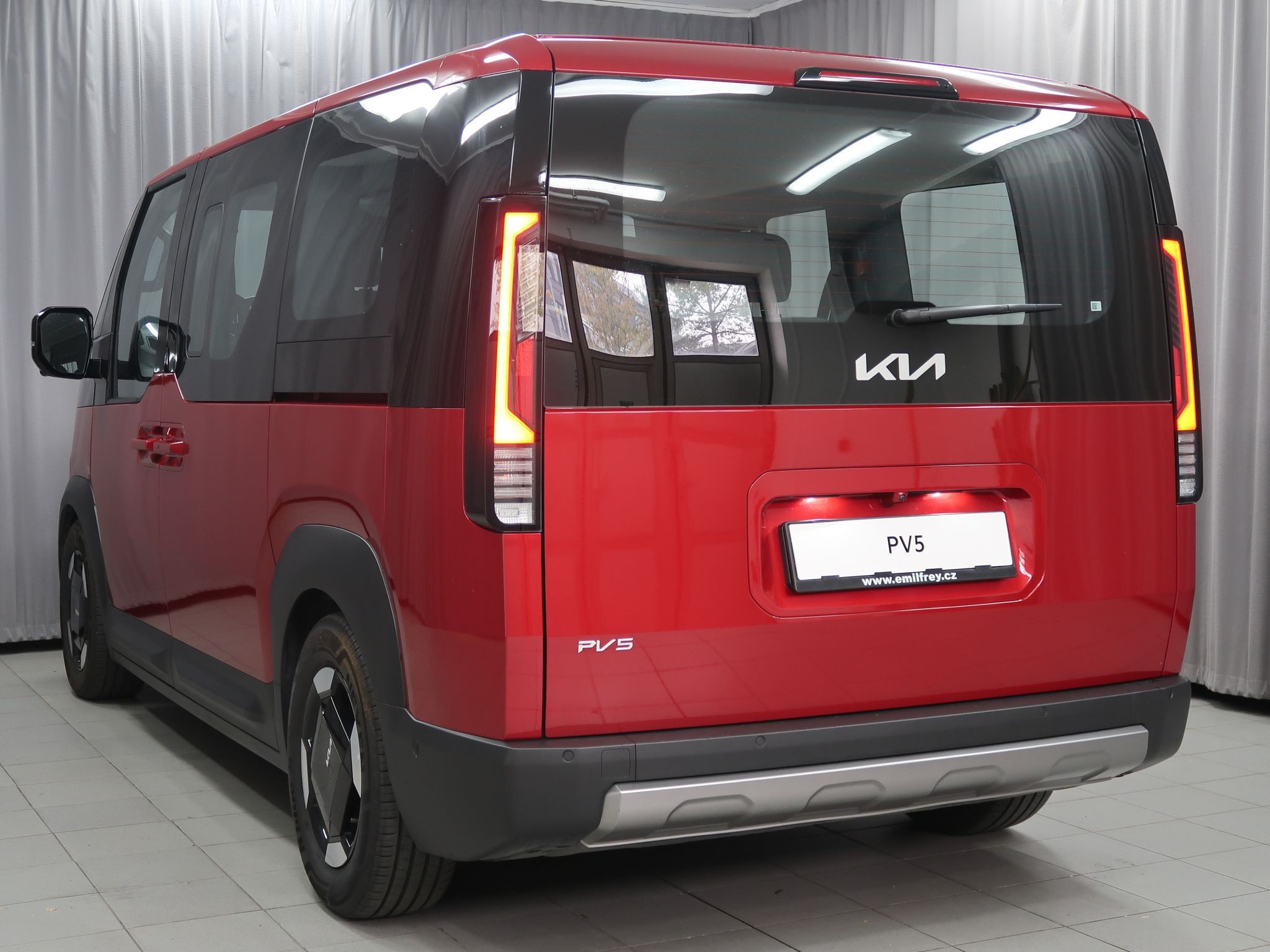 Kia PV5, Elite - Vůz ve výrobě - fotka 6