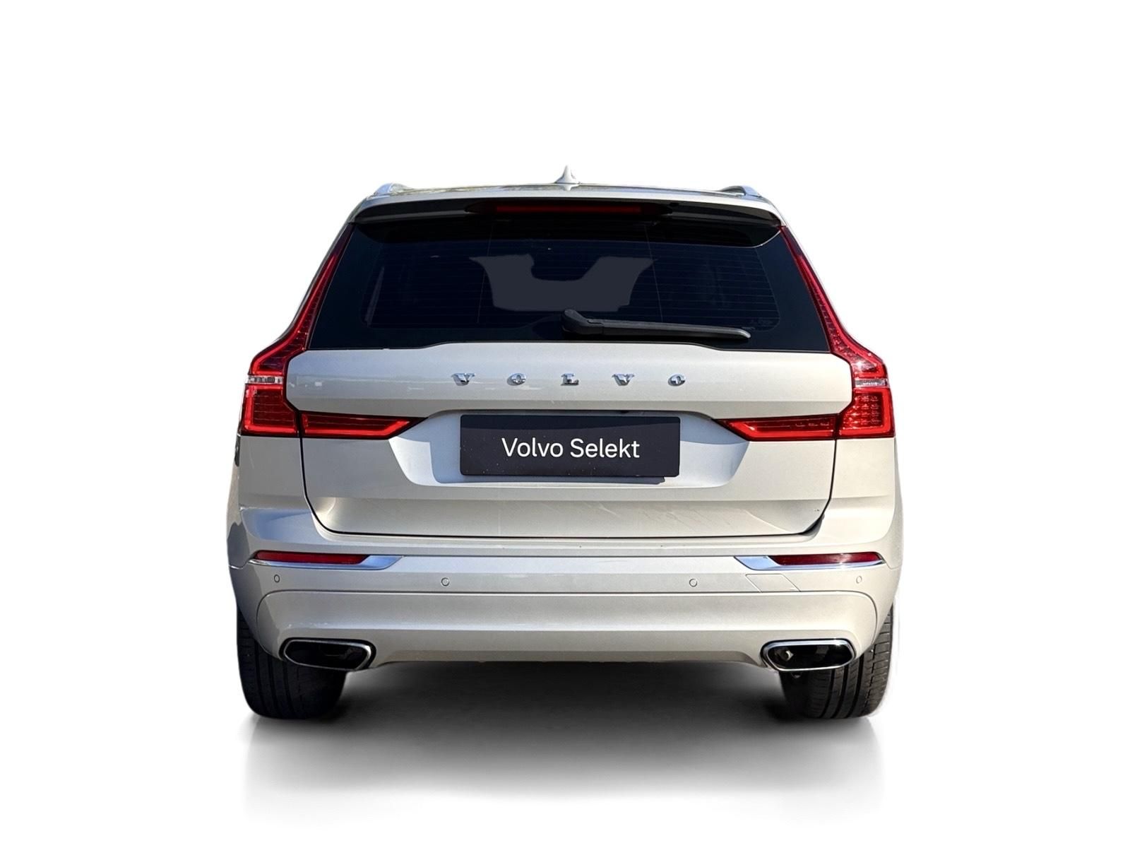 Volvo XC60, B4 AWD INSCRIP. // nezáv. top. - fotka 4