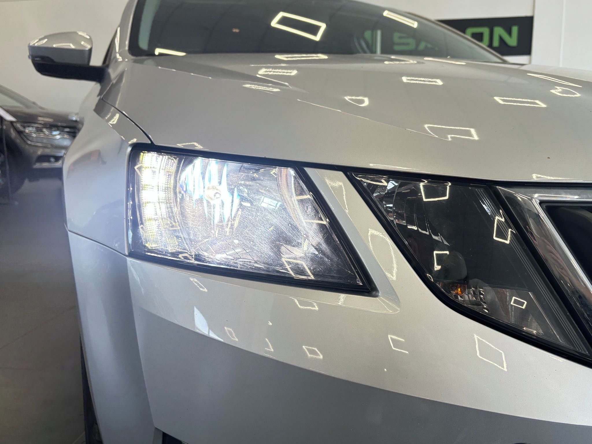 Škoda Octavia, 1.4 TSI 110kW, LED, Servis - fotka 6