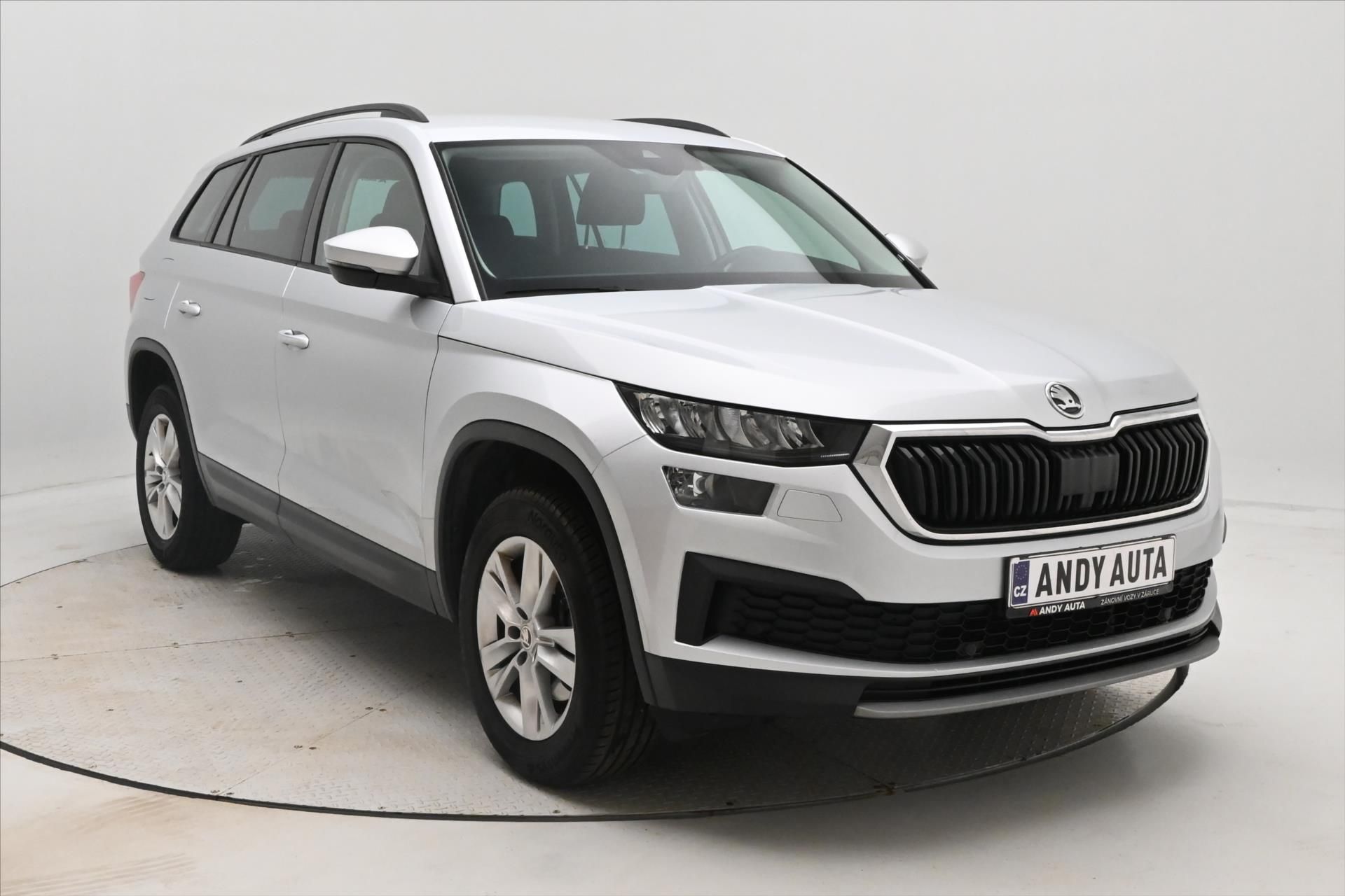 Škoda Kodiaq, 2,0 TDI 110kW DSG Navi Tažné Z - fotka 3