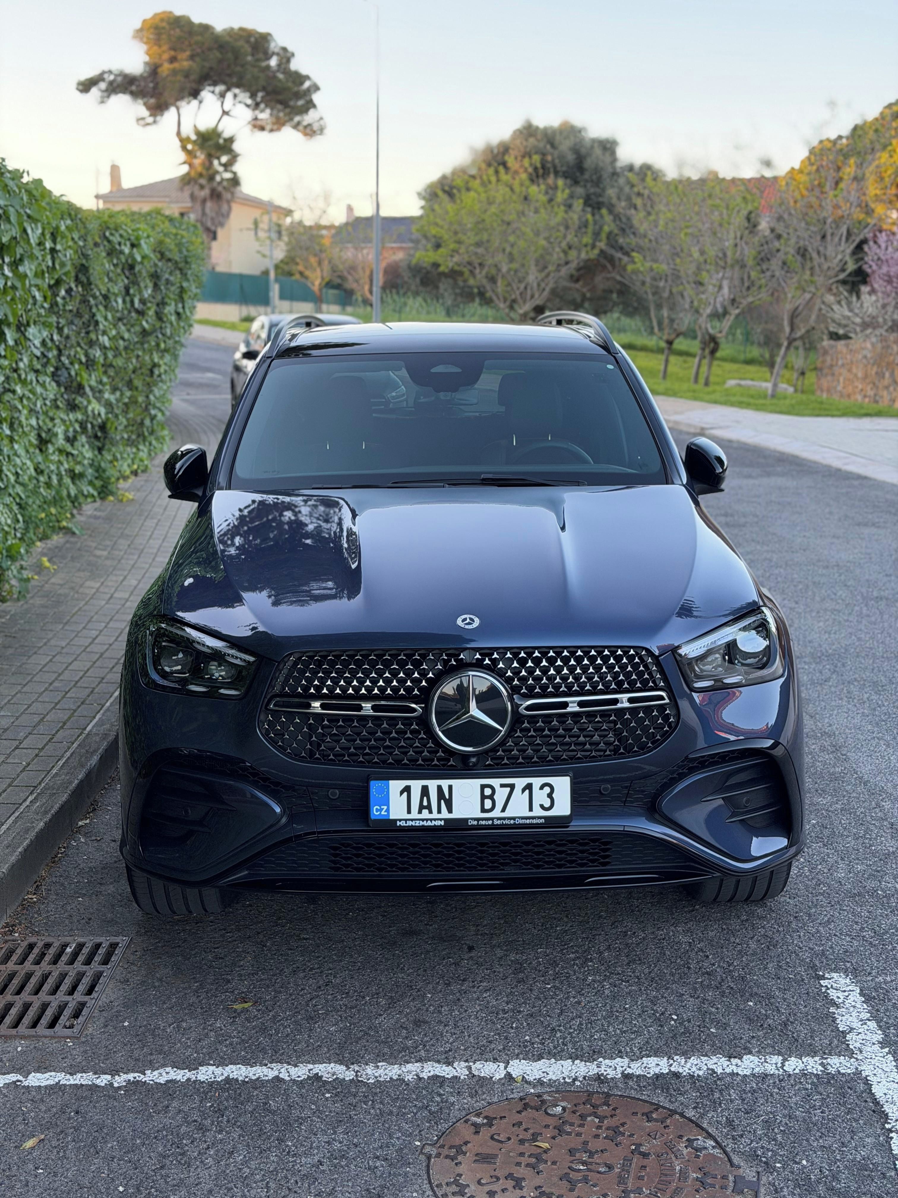 Mercedes-Benz GLE, 450d AMG, 7 míst - fotka 3
