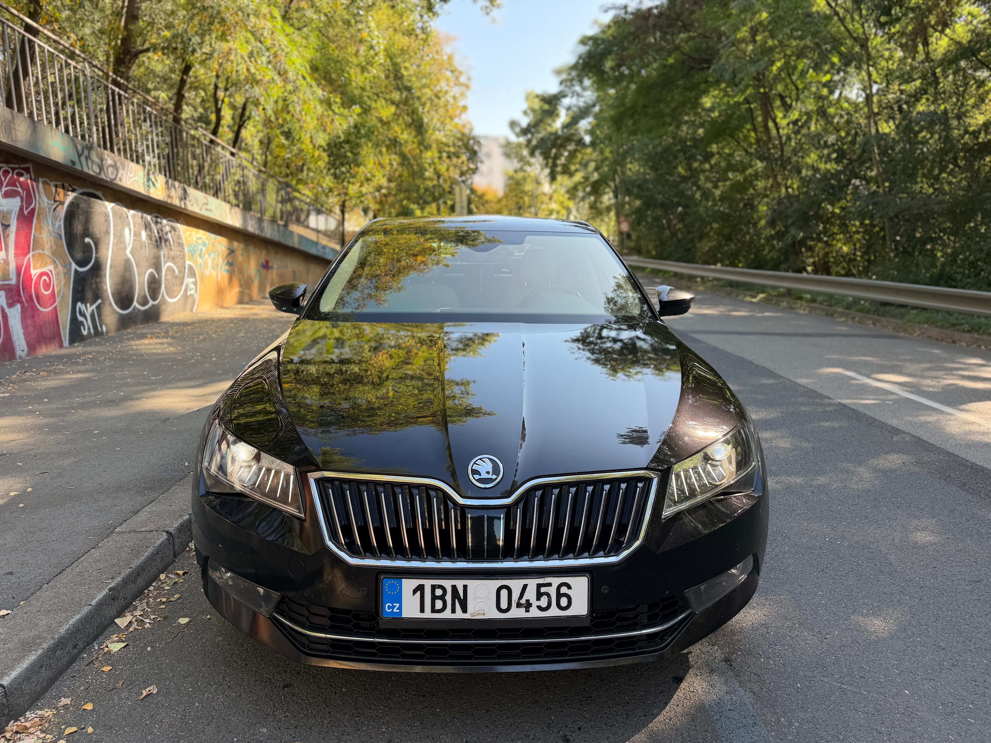 Škoda Superb, L&K 206kw ČR DSG WEBASTO - fotka 5