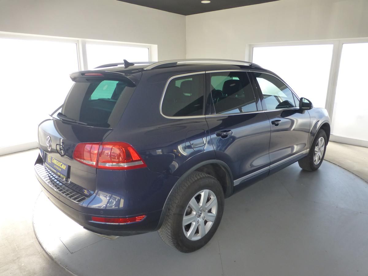 Volkswagen Touareg, 3,0TDI*NAV*PANORAMA*TAŽNÉ 3,5T - fotka 6