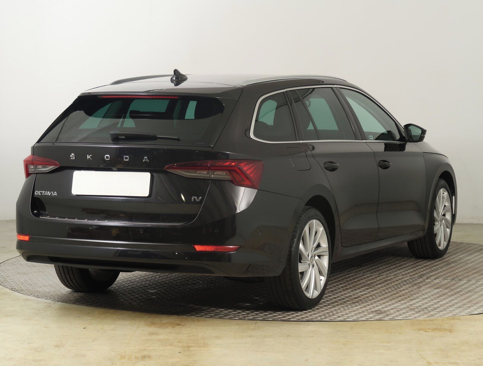 Škoda Octavia, 1.4 TSI iV, Ambition Plus - fotka 5