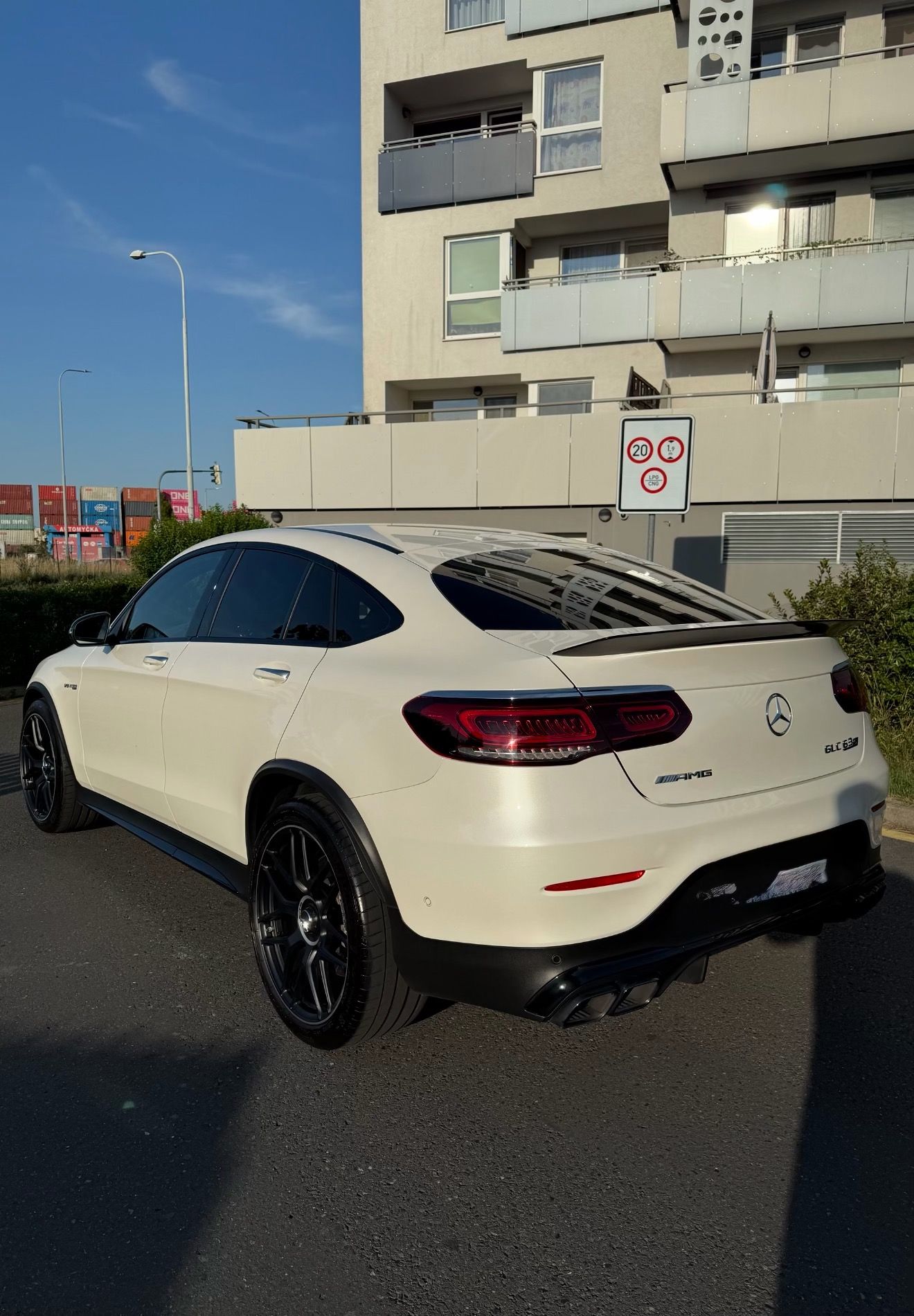 Mercedes-Benz GLC, Mercedes AMG GLC 63 Coupé - fotka 3