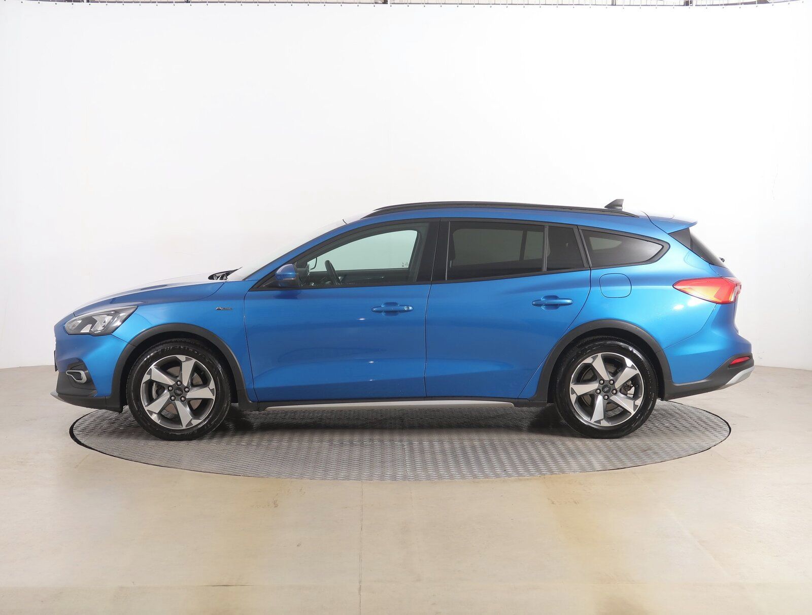 Ford Focus, 1.0 EcoBoost, Automat - fotka 3