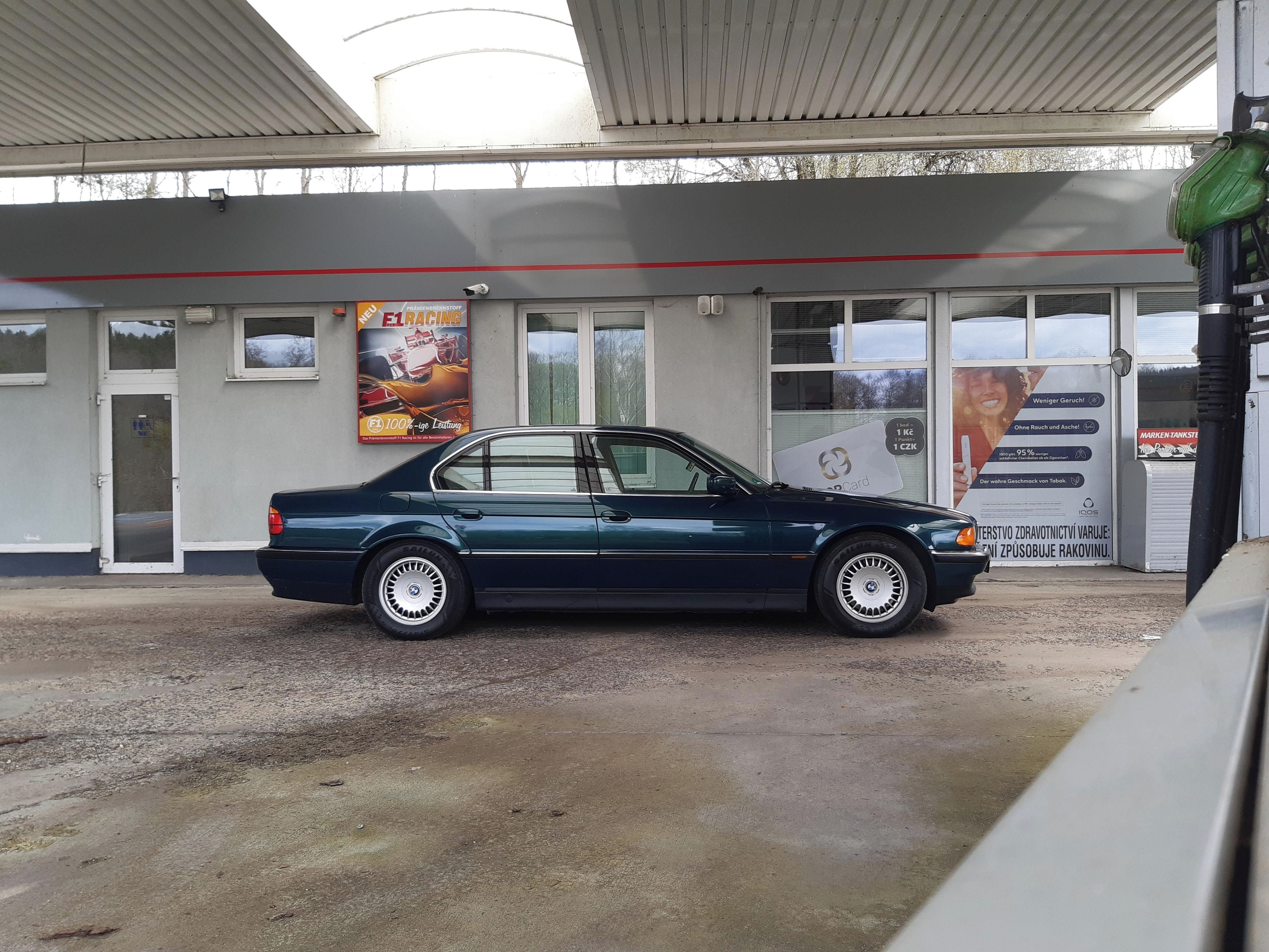 BMW Řada 7, BMW 750i Individual E38 - fotka 2
