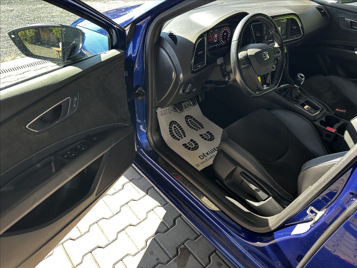 Seat Leon, 2,0 TSI 221kW CUPRA CARBON - fotka 5