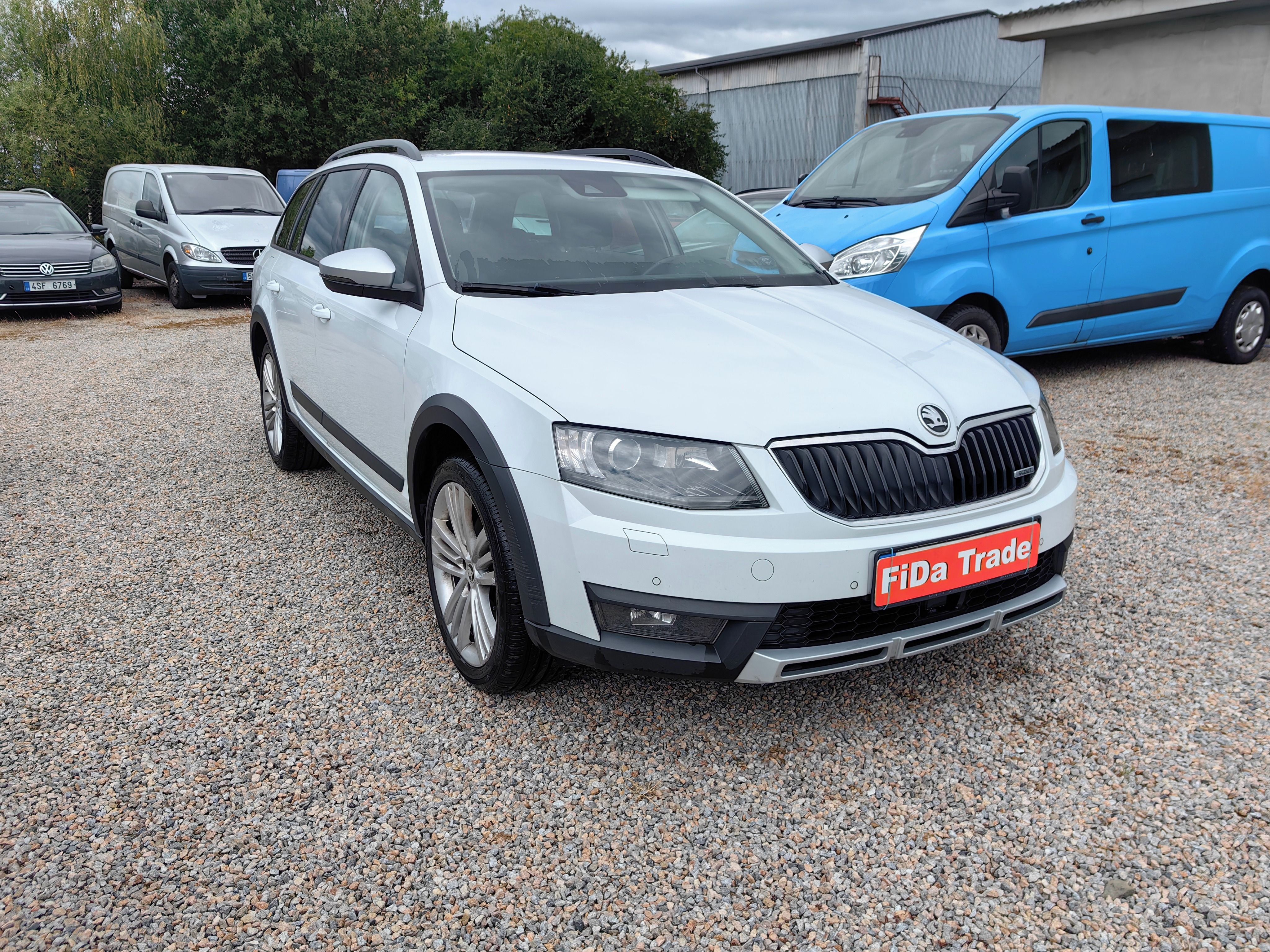 Škoda Octavia, SCOUT 2.0TDi 135kW DSG 4x4 - fotka 3