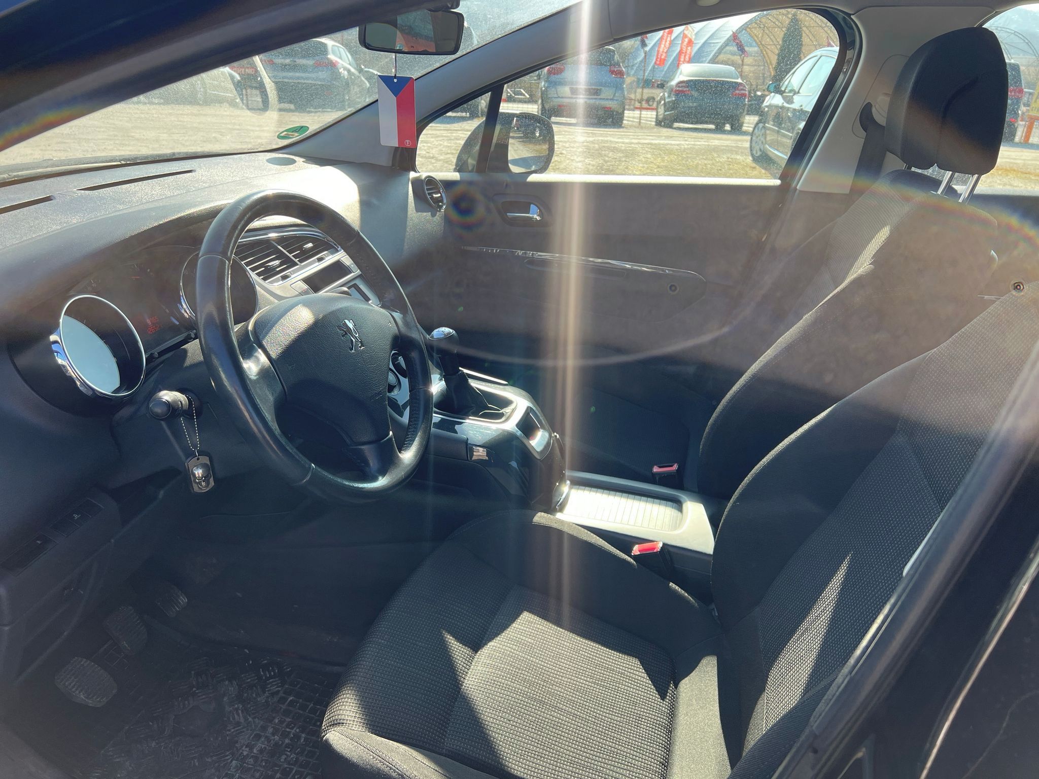 Peugeot 5008, 1.6 16V VTi 120 k Confort Pack - fotka 6