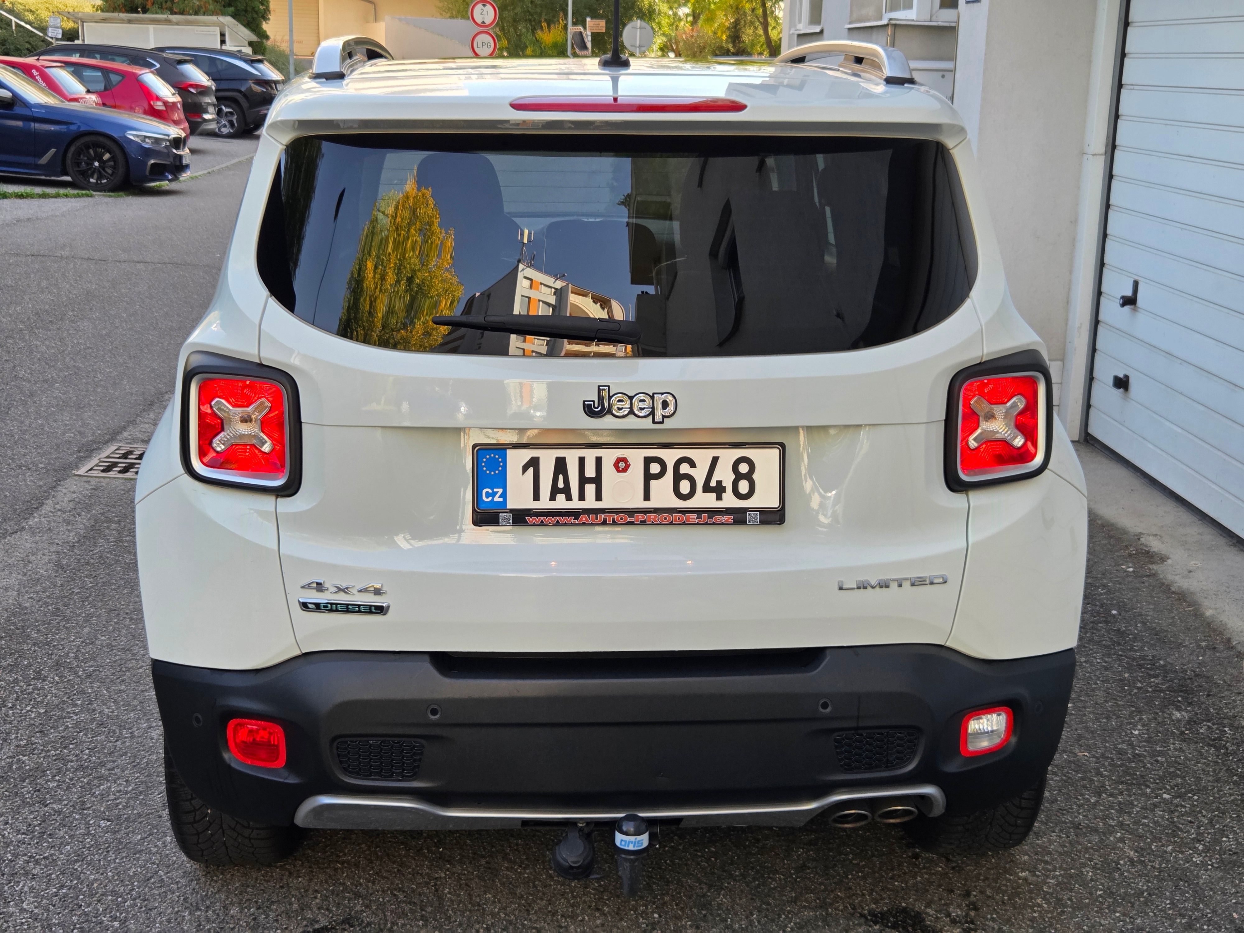 Jeep Renegade, 2.0 CRD 4x4 Limited Aut Pano - fotka 6
